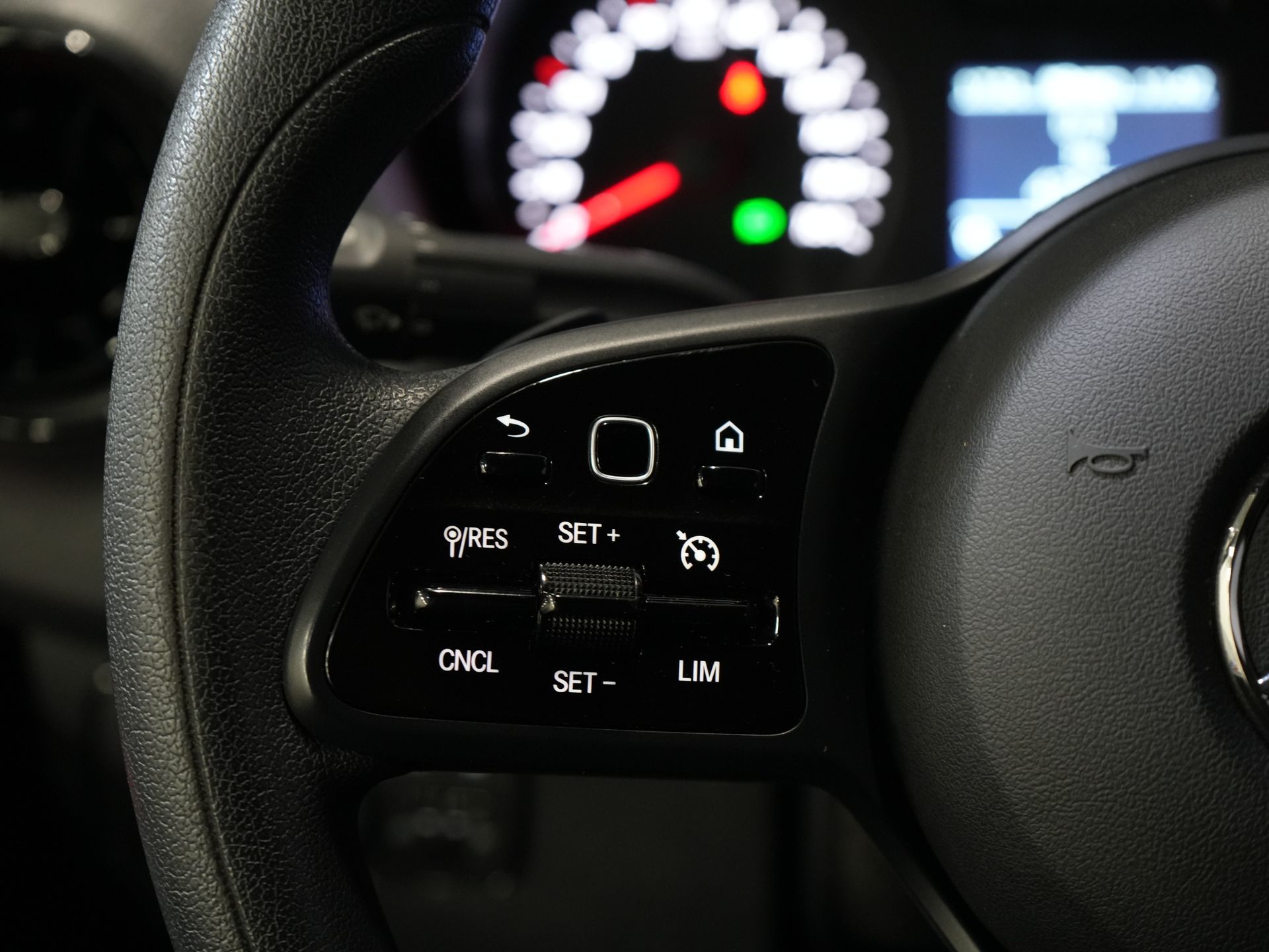 Mercedes-Benz Sprinter Bestelbus 317 CDI Aut. L2H2 BPM VRIJ! Carplay/ Gev.Stoel/ 270 Gr.Deuren/ Stoelverw./ Navi/ Camera/ PDC/ Cruise/ DAB 19