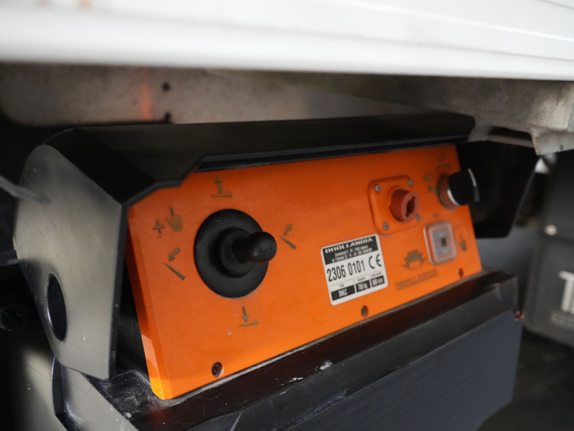 Iveco Daily Bakwagen 35S18HV 3.0 Aut. ZF BPM VRIJ! Bakwagen Laadklep/ Zijdeur/ LED/ Spoiler/ 3.5T trekverm./ Gev.Stoel/ Adapt.Cruise/ Navi/ Carplay/  16