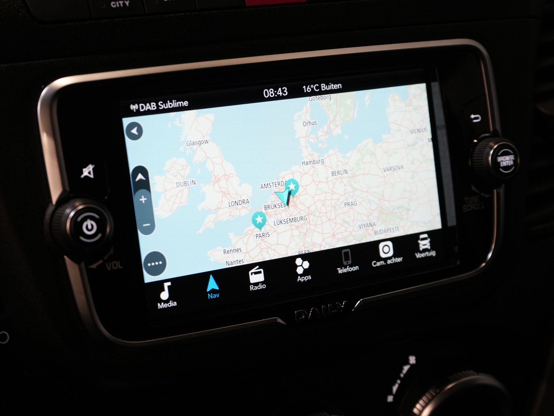 Iveco Daily Bakwagen 35S18HV 3.0 Aut. ZF BPM VRIJ! Bakwagen Laadklep/ Zijdeur/ LED/ Spoiler/ 3.5T trekverm./ Gev.Stoel/ Adapt.Cruise/ Navi/ Carplay/  23