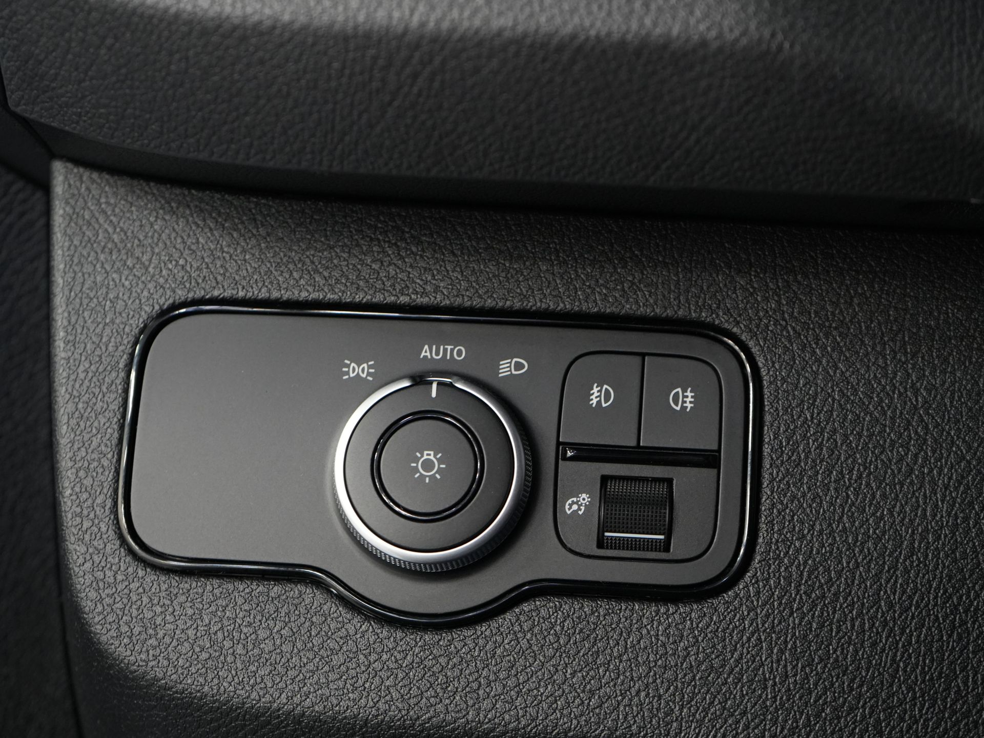 Mercedes-Benz Sprinter Bestelbus 317 CDI Aut. L2H2 BPM VRIJ! LED/ Gev.Stoel/ 270 Gr.Deuren/ Stoelverw./ Navi/ Camera/ PDC/ Cruise/ Airco/ DAB 17