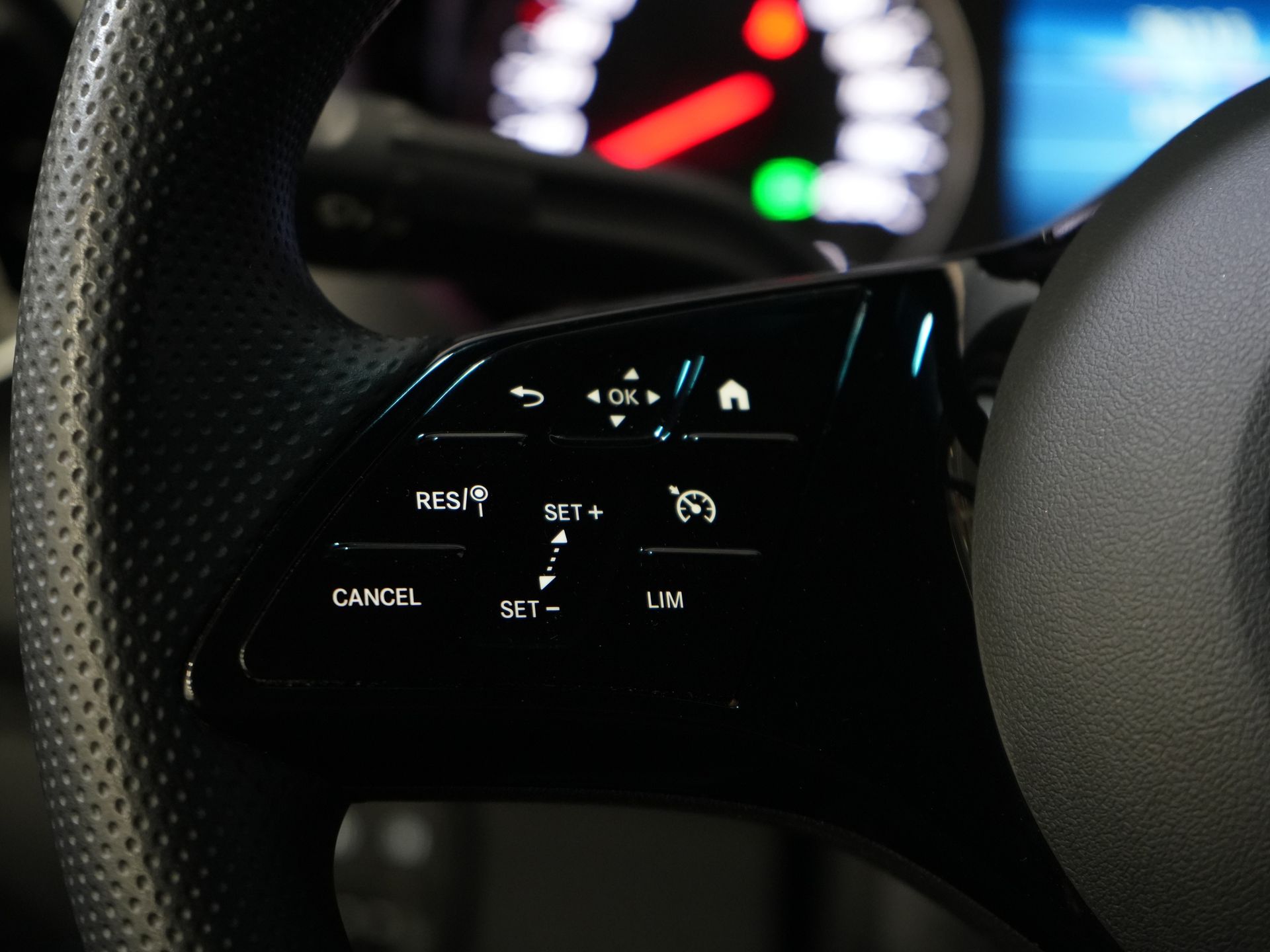 Mercedes-Benz Sprinter Bestelbus 317 CDI Aut. L2H2 BPM VRIJ! Gev.Stoel/ 270 Gr.Deuren/ Stoelverw./ Navi/ Camera/ Cruise/ Airco/ DAB 19