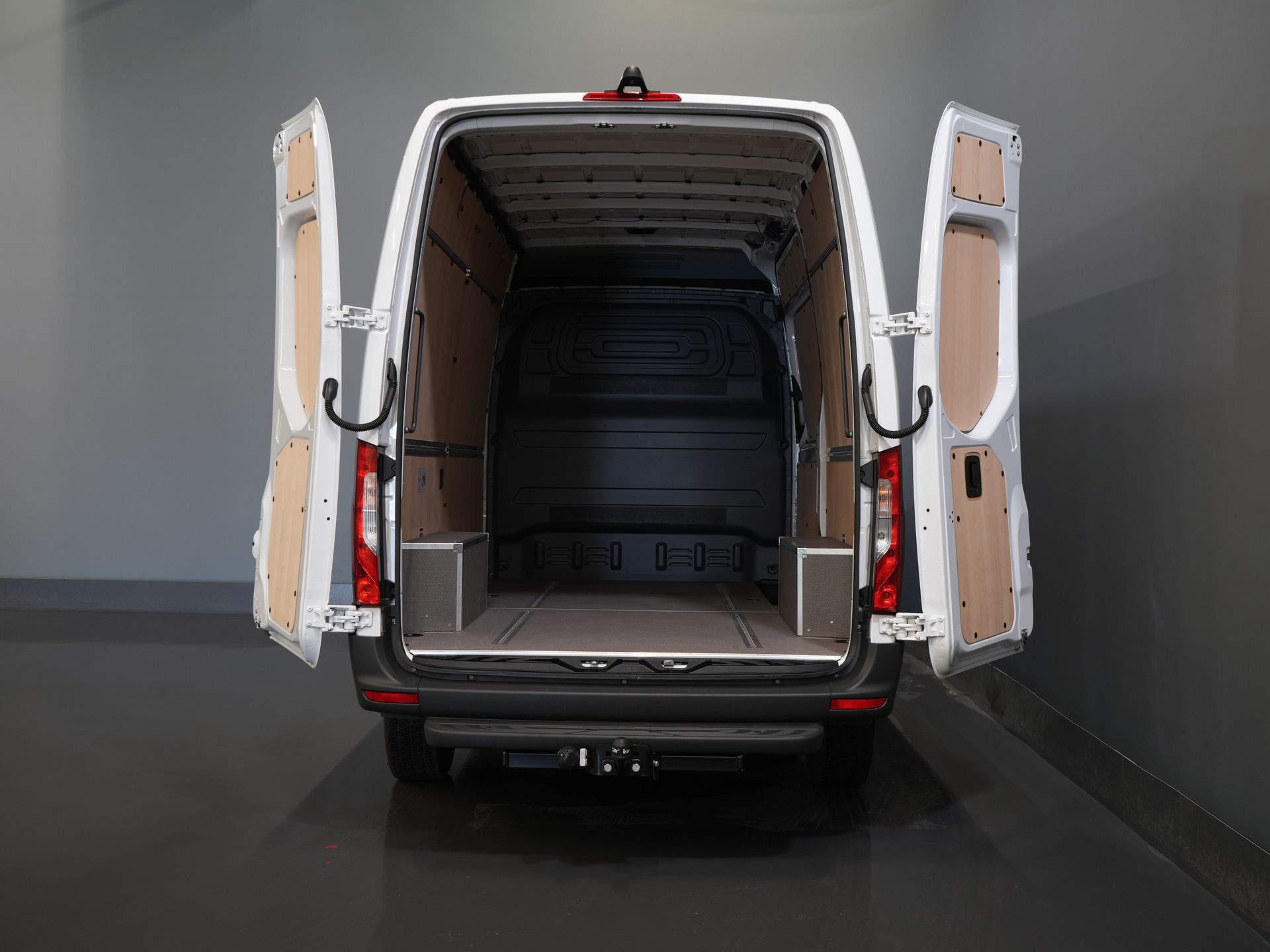 Mercedes-Benz Sprinter Bestelbus 317 CDI Aut. L2H2 BPM VRIJ! Gev.Stoel/ 270 Gr.Deuren/ Stoelverw./ Navi/ Camera/ Cruise/ Airco/ DAB 4