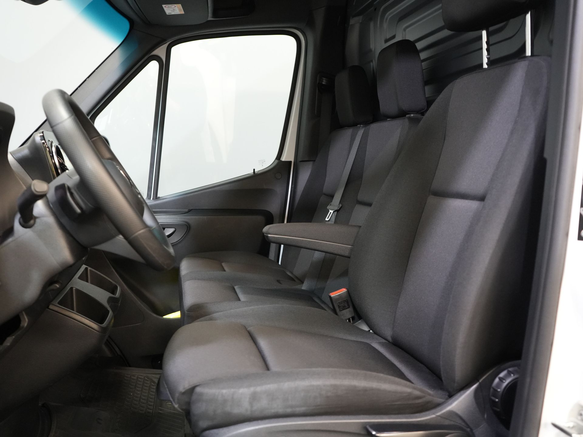 Mercedes-Benz Sprinter Bestelbus 317 CDI Aut. L2H2 BPM VRIJ! Gev.Stoel/ 270 Gr.Deuren/ Stoelverw./ Navi/ Camera/ Cruise/ Airco/ DAB 11