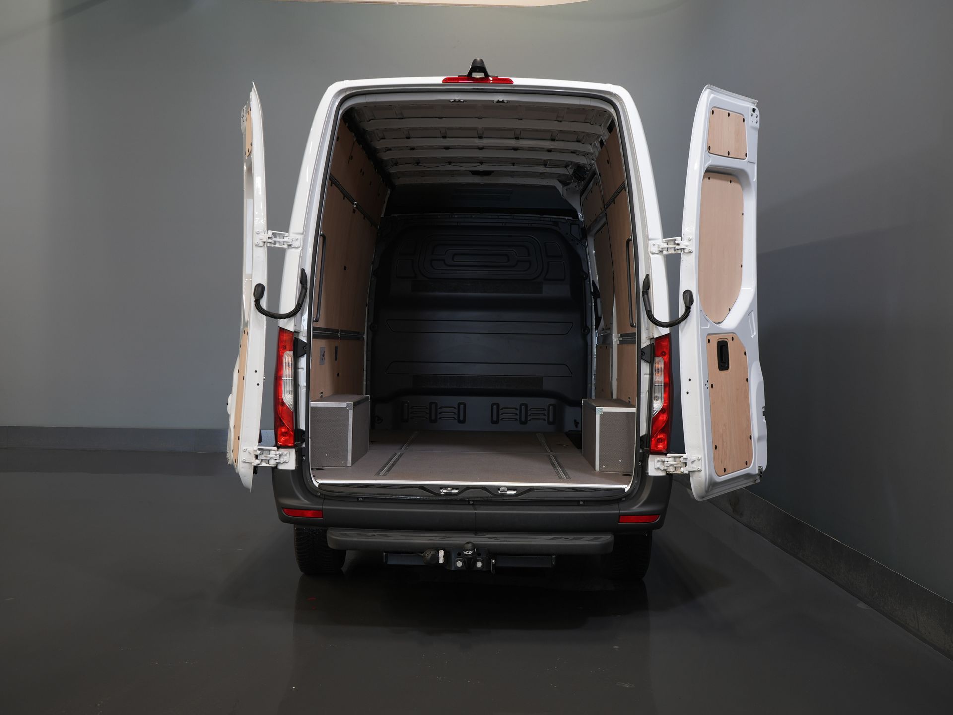 Mercedes-Benz Sprinter Bestelbus 317 CDI Aut. L2H2 BPM VRIJ! Gev.Stoel/ 270 Gr.Deuren/ Stoelverw./ Navi/ Camera/ Cruise/ Airco/ DAB 4