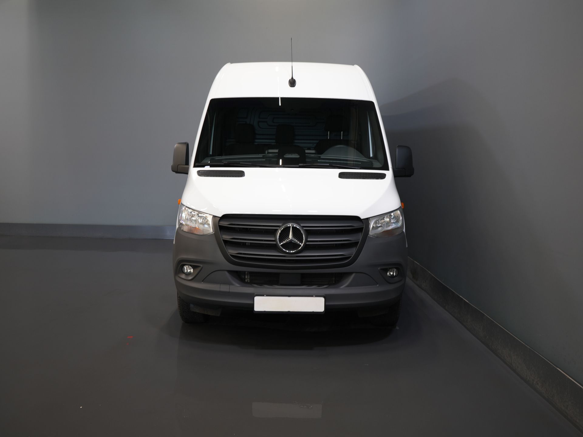 Mercedes-Benz Sprinter Bestelbus 317 CDI Aut. L2H2 BPM VRIJ! Gev.Stoel/ 270 Gr.Deuren/ Stoelverw./ Navi/ Camera/ Cruise/ Airco/ DAB 6