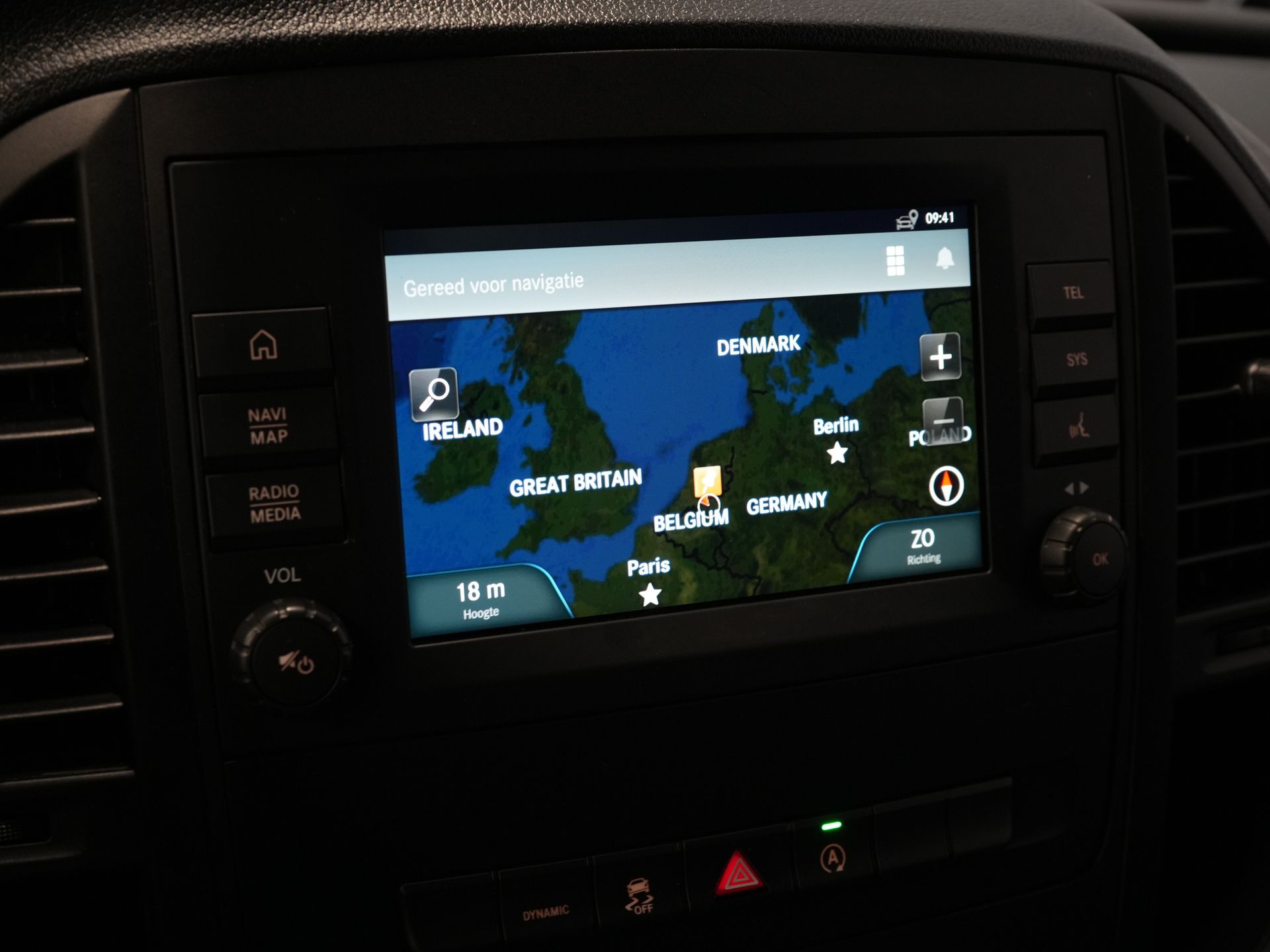 Mercedes-Benz Vito Bestelbus 116 CDI Aut. L2 BPM VRIJ! Carplay/ Stoelverw./ 270Gr. Deuren/ Cruise/ Airco/ Navi/ Camera/ PDC 23