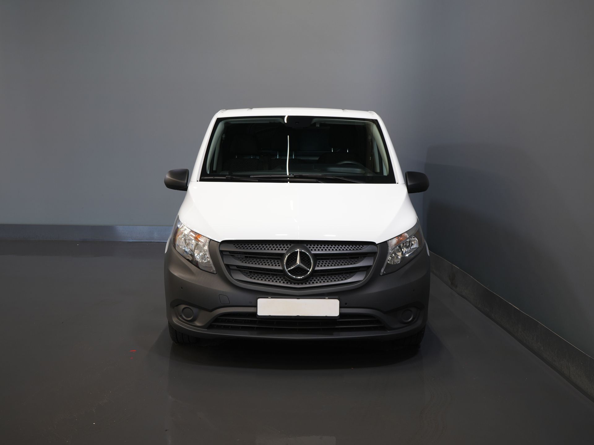 Mercedes-Benz Vito Bestelbus 116 CDI Aut. L2 BPM VRIJ! Carplay/ Stoelverw./ 270Gr. Deuren/ Cruise/ Airco/ Navi/ Camera/ PDC 6