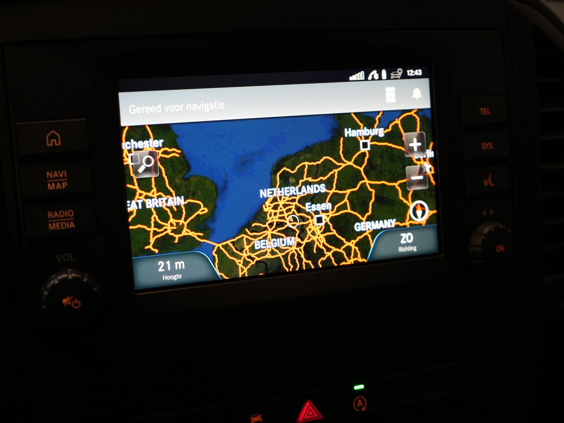 Mercedes-Benz Vito Bestelbus 116 CDI Aut. L2 BPM VRIJ! Carplay/ Stoelverw./ 270Gr. Deuren/ Cruise/ Airco/ Navi/ Camera/ PDC 25