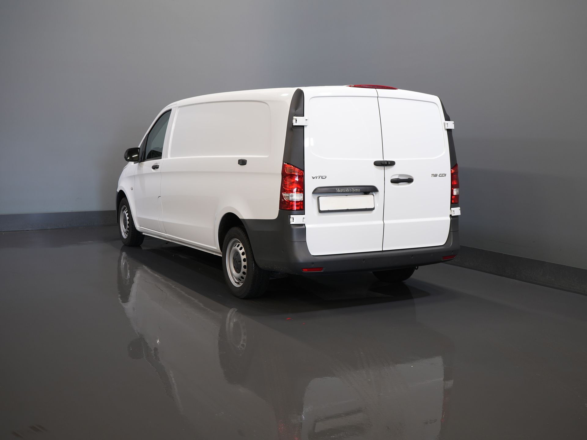 Mercedes-Benz Vito Bestelbus 116 CDI Aut. L2 BPM VRIJ! Carplay/ Stoelverw./ 270Gr. Deuren/ Cruise/ Airco/ Navi/ Camera/ PDC 1