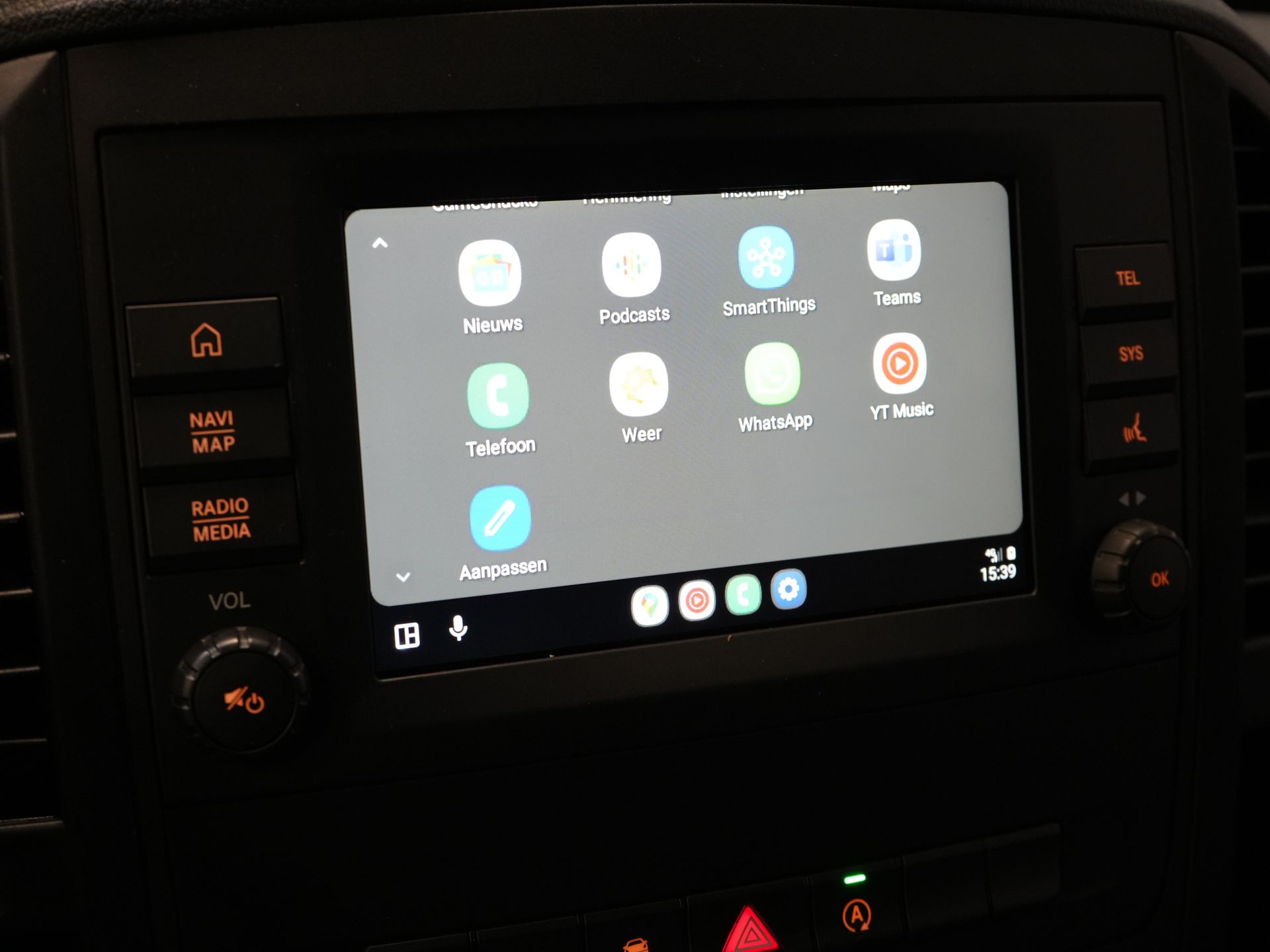 Mercedes-Benz Vito Bestelbus 116 CDI Aut. L2 BPM VRIJ! Carplay/ Stoelverw./ 270gr deuren/ Cruise/ Airco/ Navi/ Camera/ PDC 26