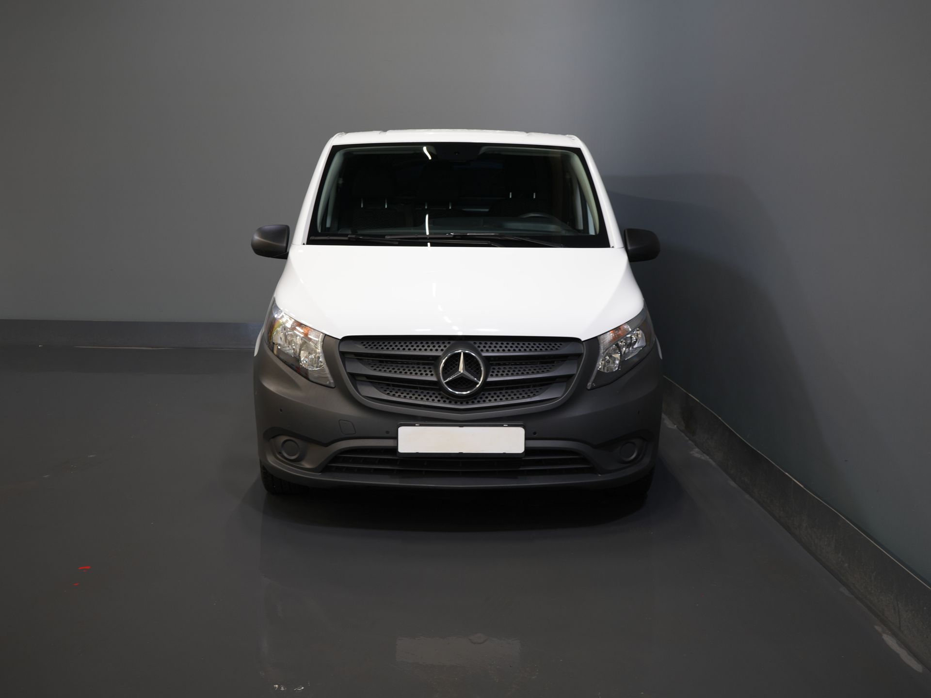 Mercedes-Benz Vito Bestelbus 116 CDI Aut. L2 BPM VRIJ! Carplay/ Stoelverw./ 270gr deuren/ Cruise/ Airco/ Navi/ Camera/ PDC 6