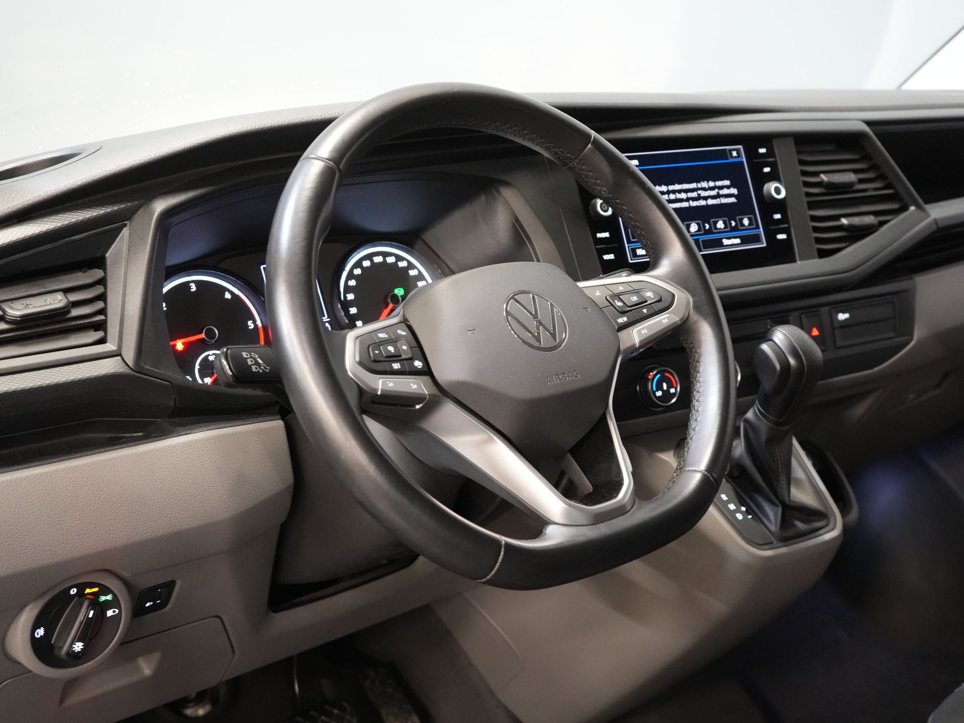 Volkswagen Transporter Bestelbus T6.1 2.0 TDI 150 pk DSG Aut. L2 DC BPM VRIJ! Dubbel Cabine 6 Pers./ Lage KM!/ Adapt.Cruise/ Navi/ Carplay/ Trekhaak 13