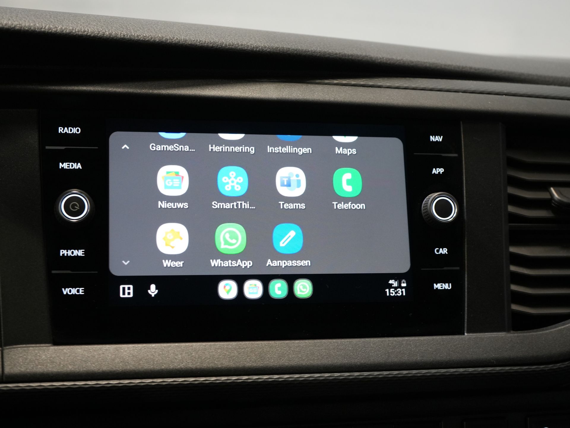 Volkswagen Transporter Bestelbus T6.1 2.0 TDI 150 pk DSG Aut. L2 DC BPM VRIJ! Dubbel Cabine 6 Pers./ Lage KM!/ Adapt.Cruise/ Navi/ Carplay/ Trekhaak 26