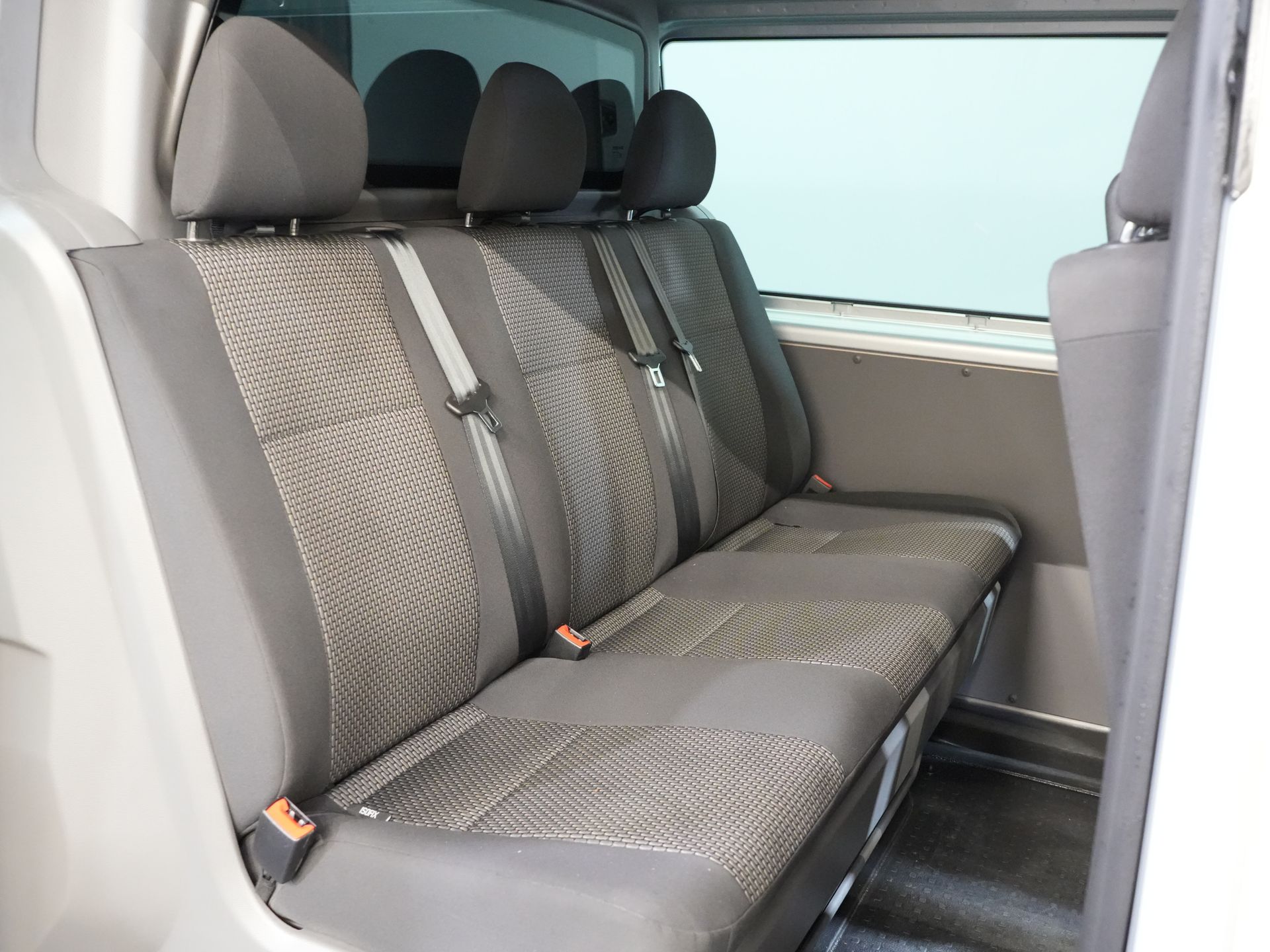 Volkswagen Transporter Bestelbus T6.1 2.0 TDI 150 pk DSG Aut. L2 DC BPM VRIJ! Dubbel Cabine 6 Pers./ Lage KM!/ Adapt.Cruise/ Navi/ Carplay/ Trekhaak 27