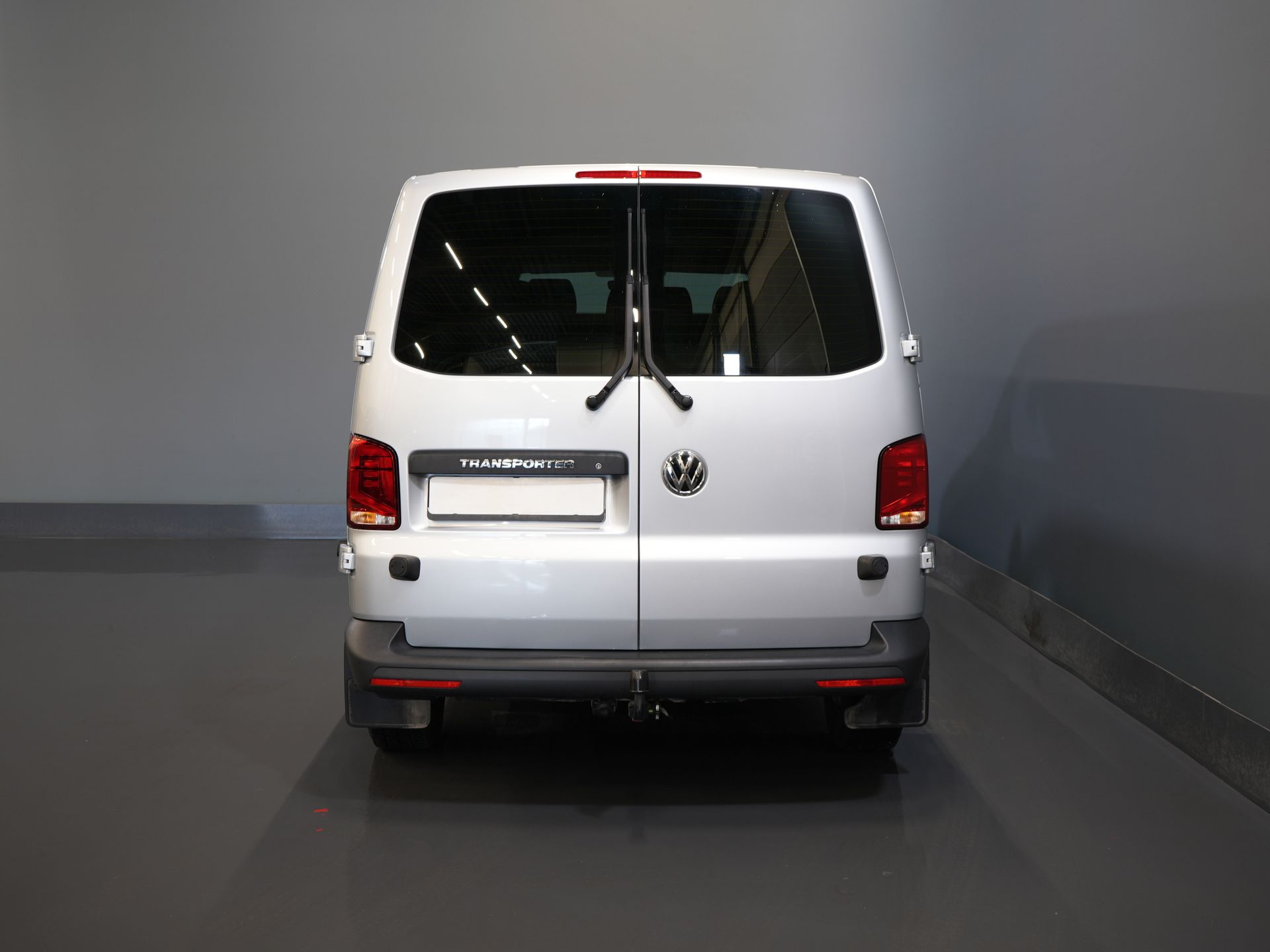 Volkswagen Transporter Bestelbus T6.1 2.0 TDI 150 pk DSG Aut. L2 DC BPM VRIJ! Dubbel Cabine 6 Pers./ Lage KM!/ Adapt.Cruise/ Navi/ Carplay/ Trekhaak 5