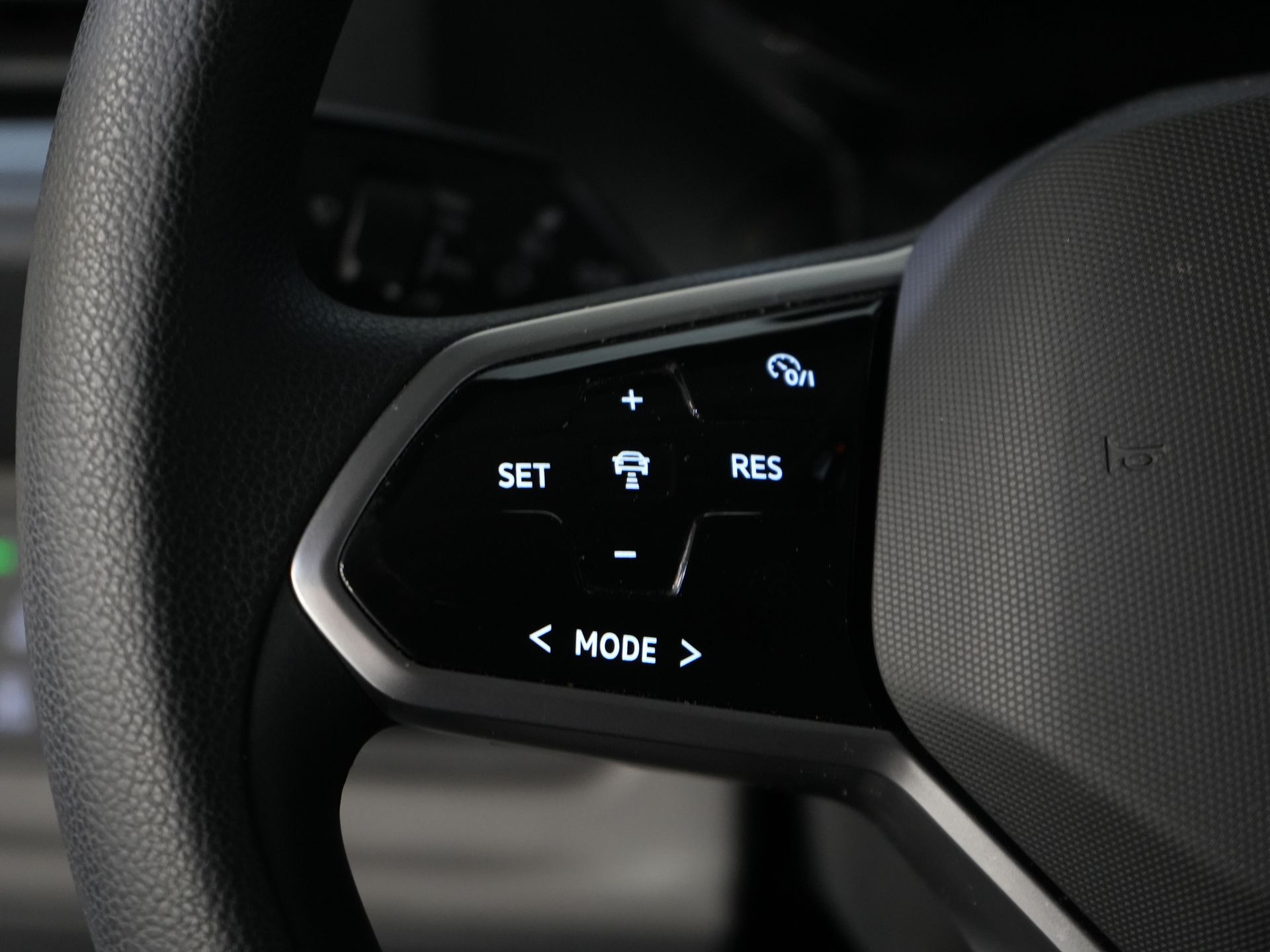 Volkswagen ID. Buzz Bestelbus Cargo 77 kWh 423km WLTP LED/ Climate/ Carplay/ Adapt. Cruise/ Stoelverw./ Camera/ PDC 16