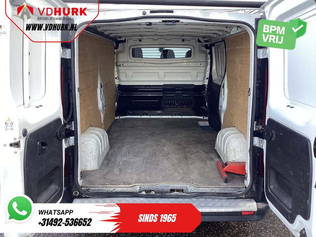 Renault Trafic Bestelbus 1.6 dCi 120 pk L2 BPM VRIJ! NL Auto/ 3 Pers./ Imperiaal/ Navi/ Airco/ Cruise/ PDC/ Trekhaak 3