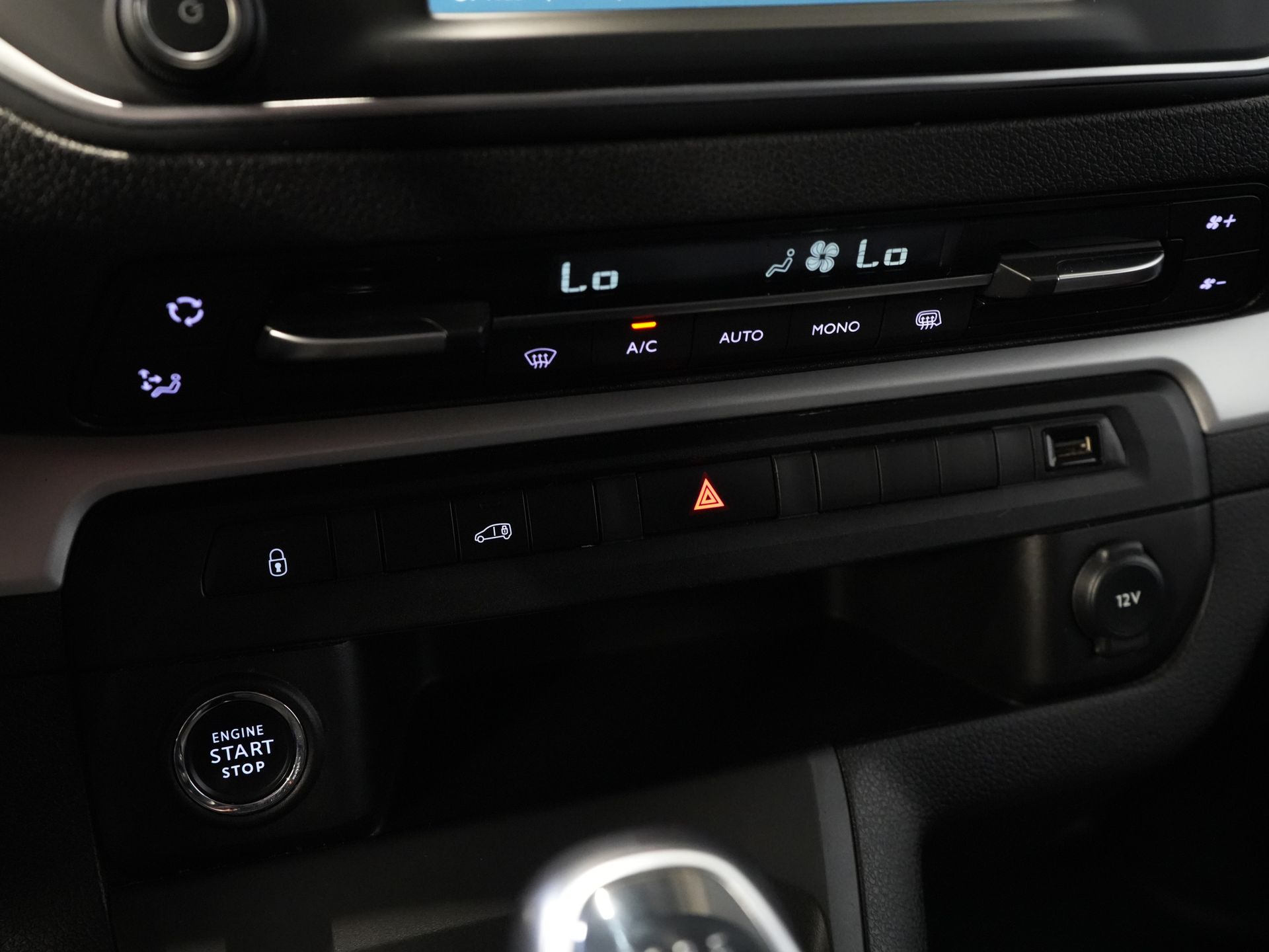 Opel Vivaro Bestelbus (Fiat Scudo) 2.0 MJ 145 pk L3 BPM VRIJ! Adapt.Cruise/ Climate/ Keyless/ Carplay/ Camera/ PDC 19