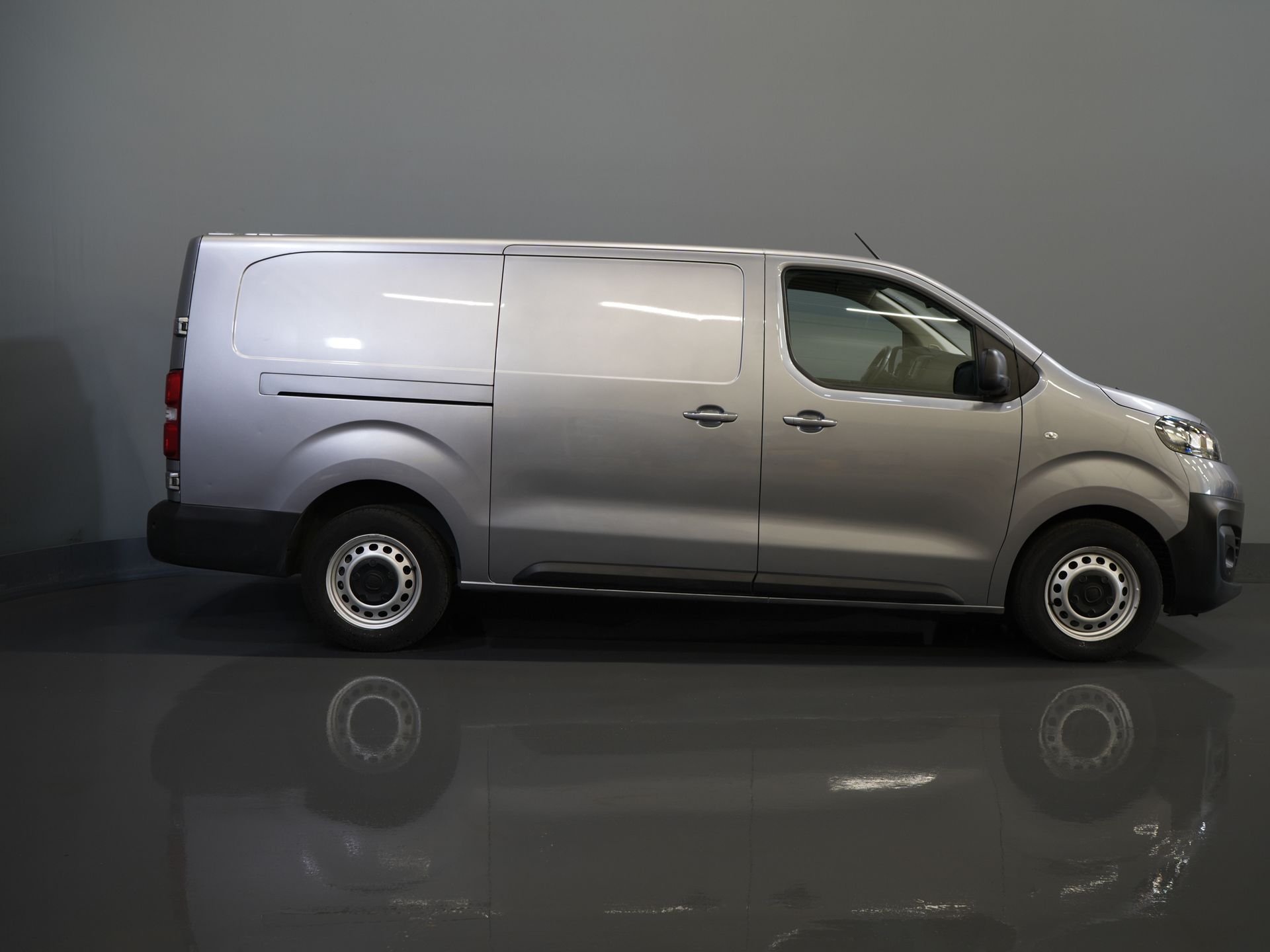 Citroën Jumpy Bestelbus (Fiat Scudo) 2.0 MJ 145 pk L3 BPM VRIJ! Adapt.Cruise/ Climate/ Keyless/ Carplay/ Camera/ PDC 10