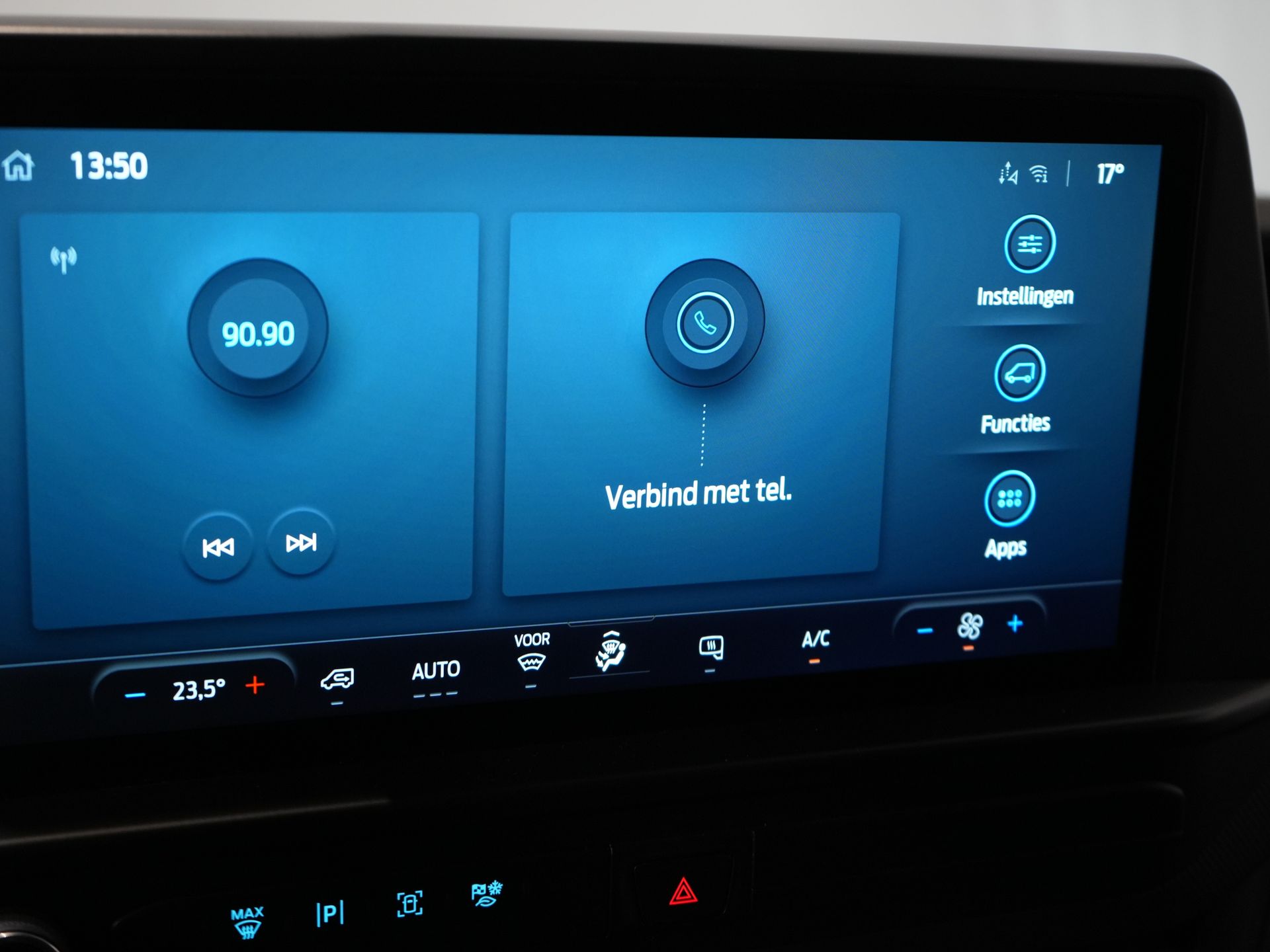 Ford Transit Custom Bestelbus 2.0 TDCI 136 pk Aut. L2 Trend BPM VRIJ! LED/ Carplay/ Camera/ Climate/ PDC/ Cruise 21