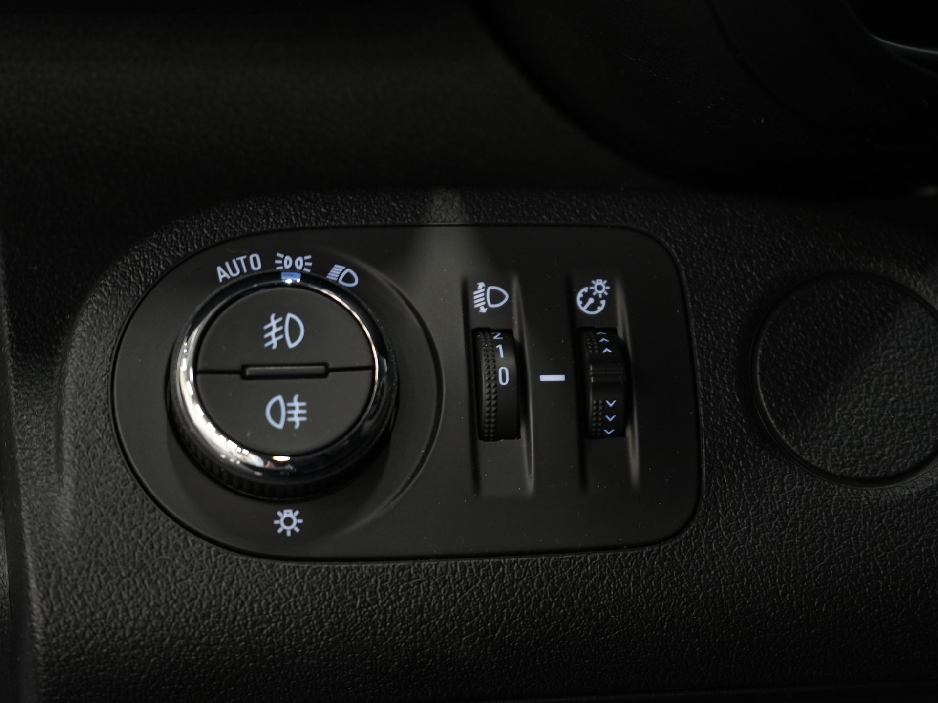 Opel Combo Bestelbus 1.5D 130 pk Aut. L2 BPM VRIJ! DB-Riem V.V/ NL Auto/ Carplay/ Climate/ LMV/ Camera/ PDC 16