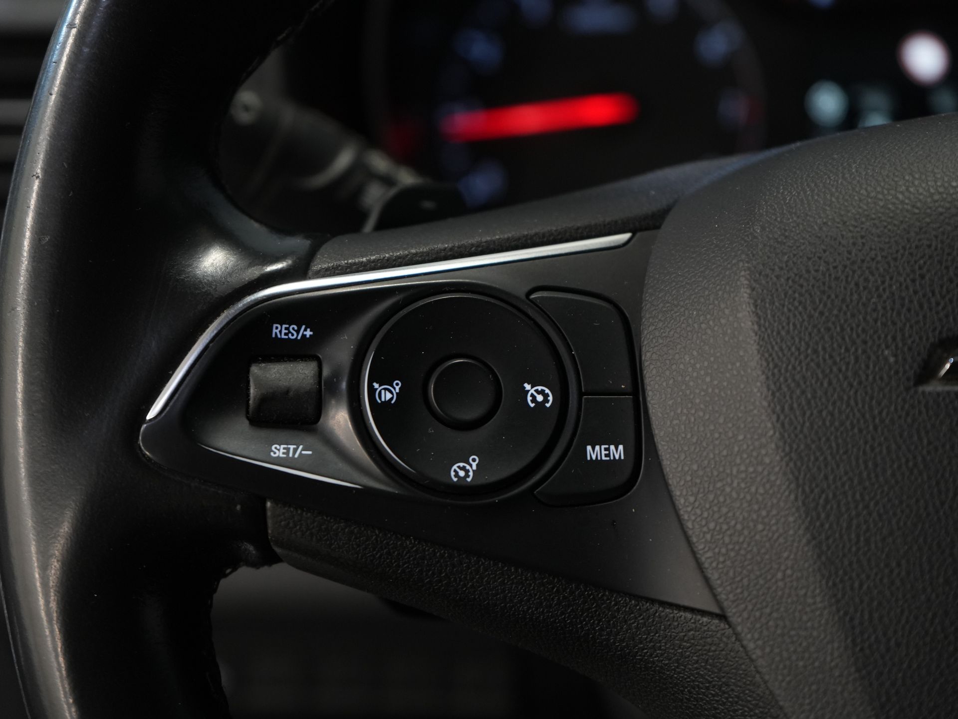 Opel Combo Bestelbus 1.5D 130 pk Aut. L2 BPM VRIJ! DB-Riem V.V/ NL Auto/ Carplay/ Climate/ LMV/ Camera/ PDC 17