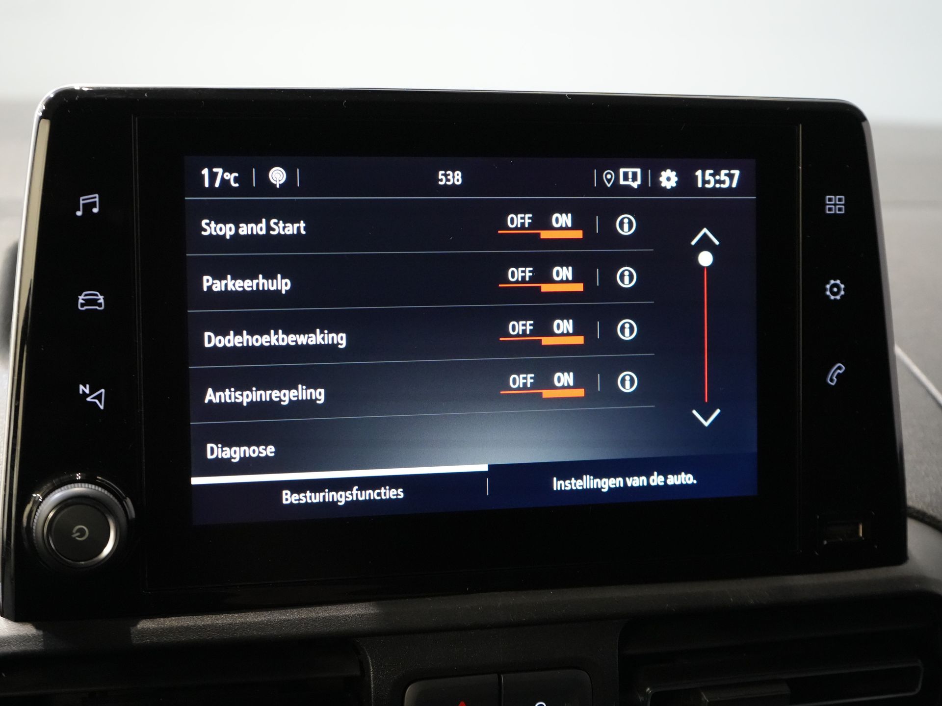 Opel Combo Bestelbus 1.5D 130 pk Aut. L2 BPM VRIJ! DB-Riem V.V/ NL Auto/ Carplay/ Climate/ LMV/ Camera/ PDC 22