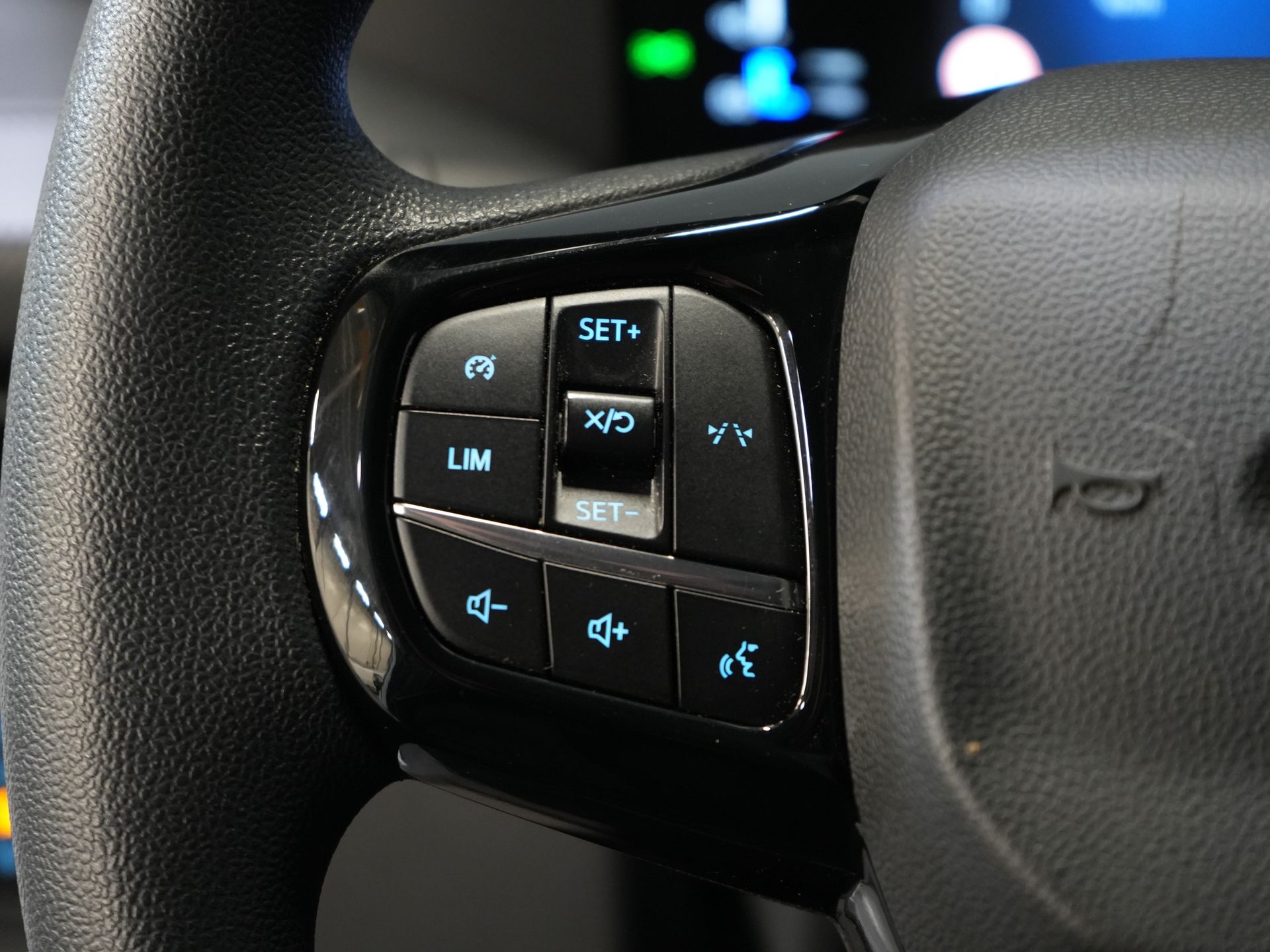 Ford Transit Custom Bestelbus 2.0 TDCI 136 pk Aut. L2 Trend BPM VRIJ! LED/ Carplay/ Camera/ Climate/ PDC/ Cruise 17