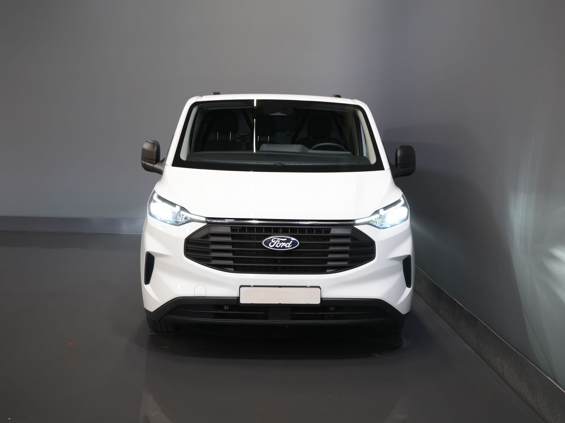 Ford Transit Custom Bestelbus 2.0 TDCI 136 pk Aut. L2 Trend BPM VRIJ! LED/ Carplay/ Camera/ Climate/ PDC/ Cruise 6