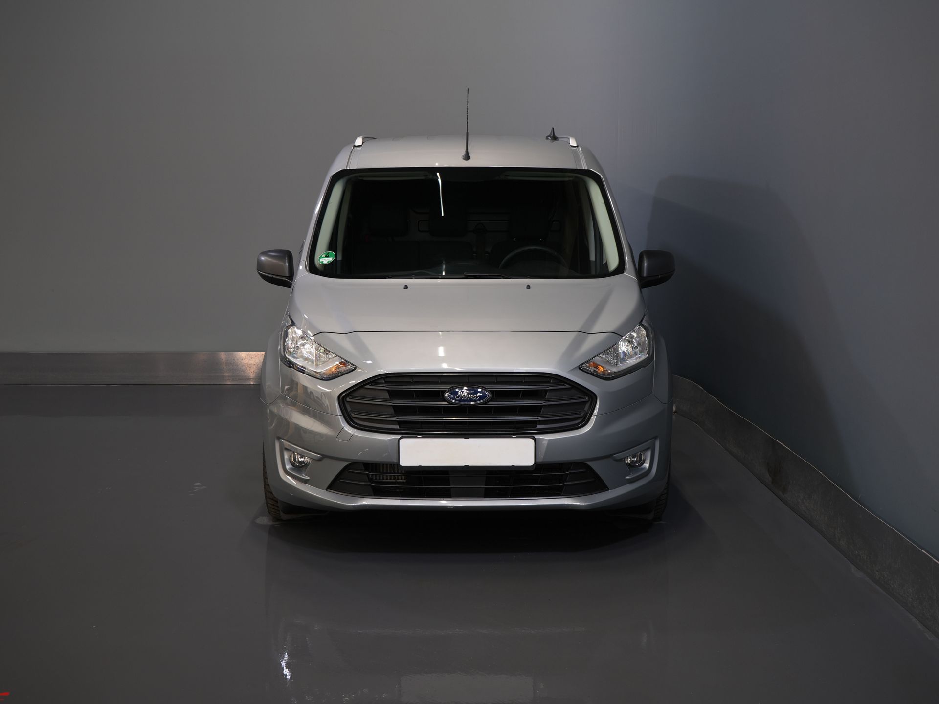 Ford Transit Connect Bestelbus 1.0 BENZINE 100 pk BPM VRIJ! Garantie t/m 06-2029 3 Pers./ Airco/ PDC/ DAB 6