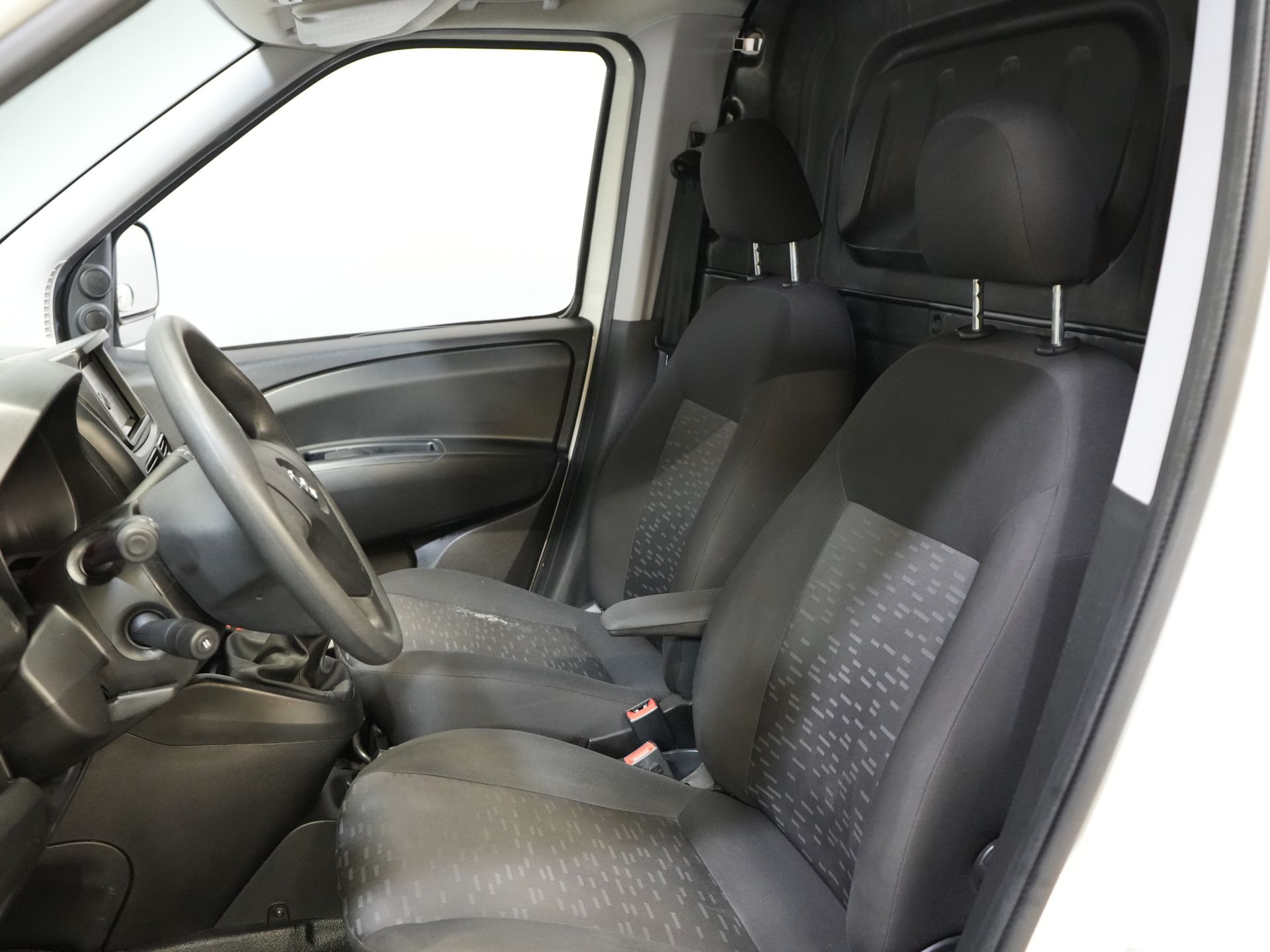 Opel Combo Bestelbus 1.3 CDTi 100 pk L2 MARGE BPM VRIJ! BOTT Inrichting/ Cruise/ PDC/ Airco/ Trekhaak 11