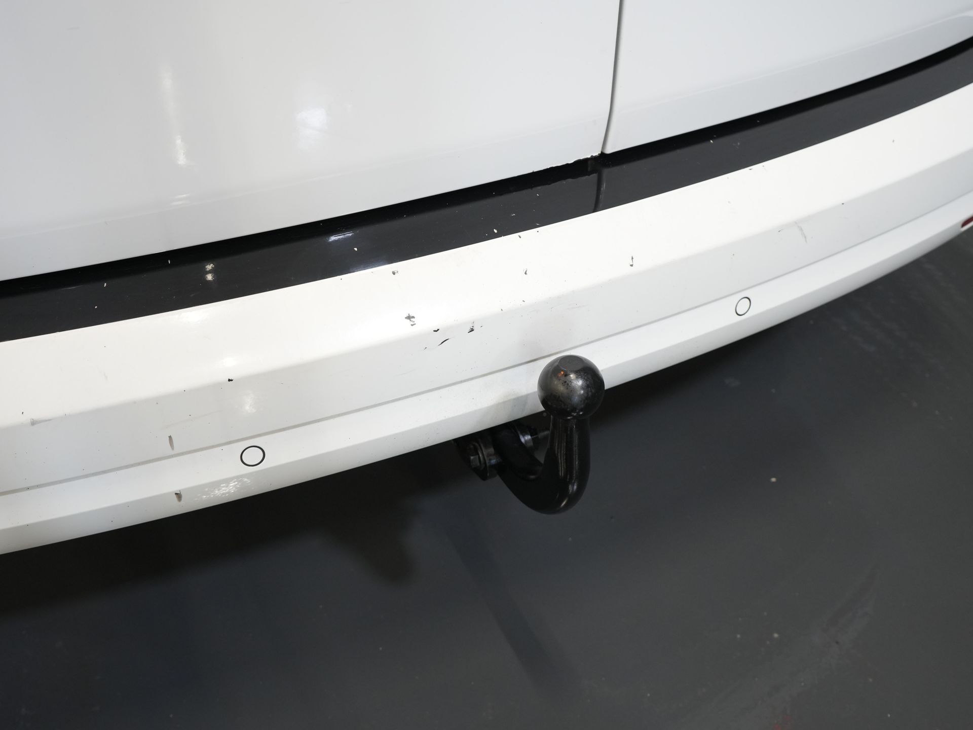 Volkswagen Caddy Bestelbus 2.0 TDI 100 pk DSG Aut. BPM VRIJ! Edition 35 Carplay/ Stoelverw./ Standkachel/ Cruise/ Airco/ PDC/ LMV/ Dakdragers/ Trekhaak/ In 15