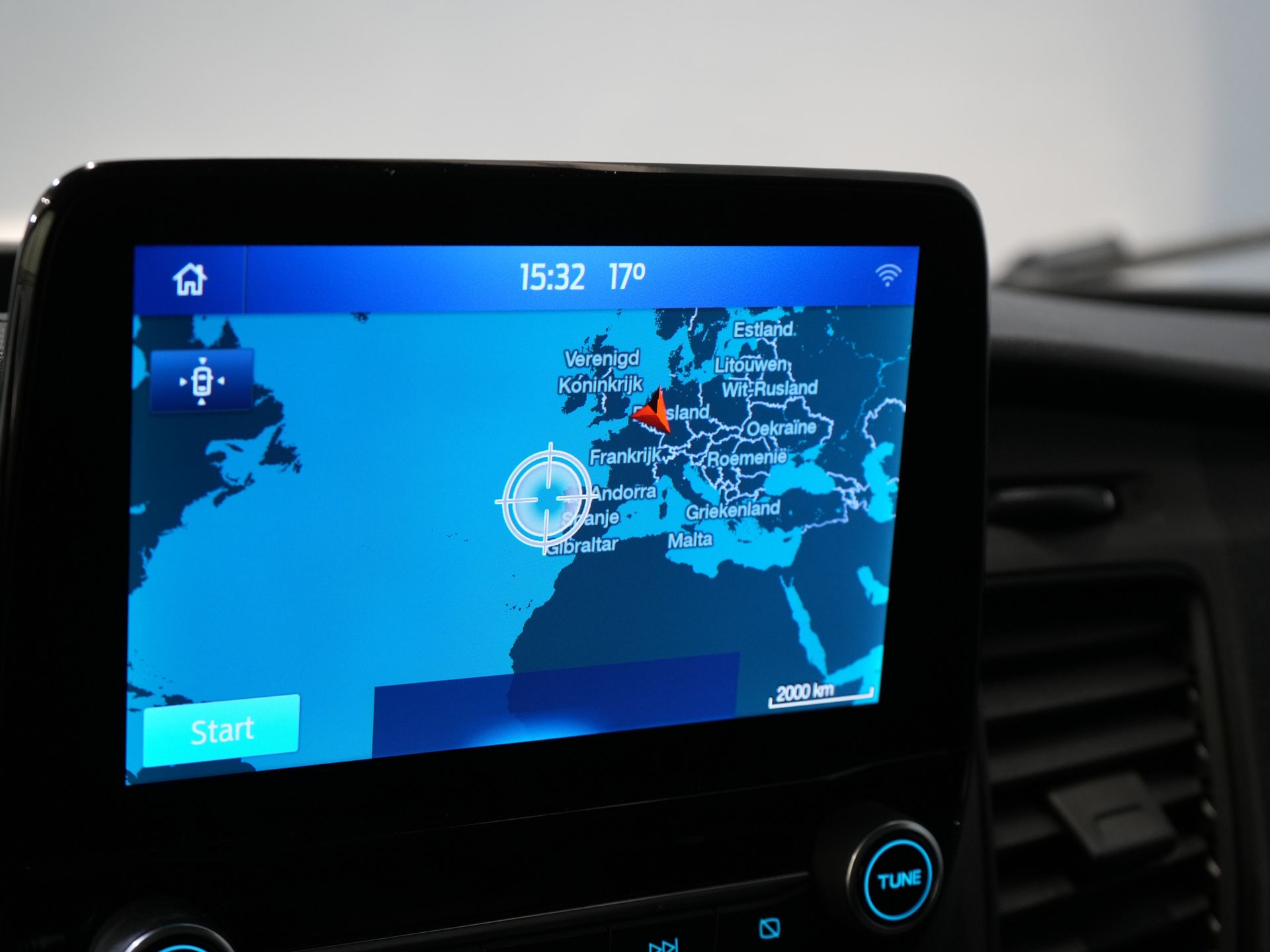 Ford Transit Bestelbus 350 2.0 TDCI 170 pk Aut. L2H2 BPM VRIJ! Carplay/ Navi/ Camera/ Inrichting/ Trekhaak/ PDC/ Cruise/ Airco 23