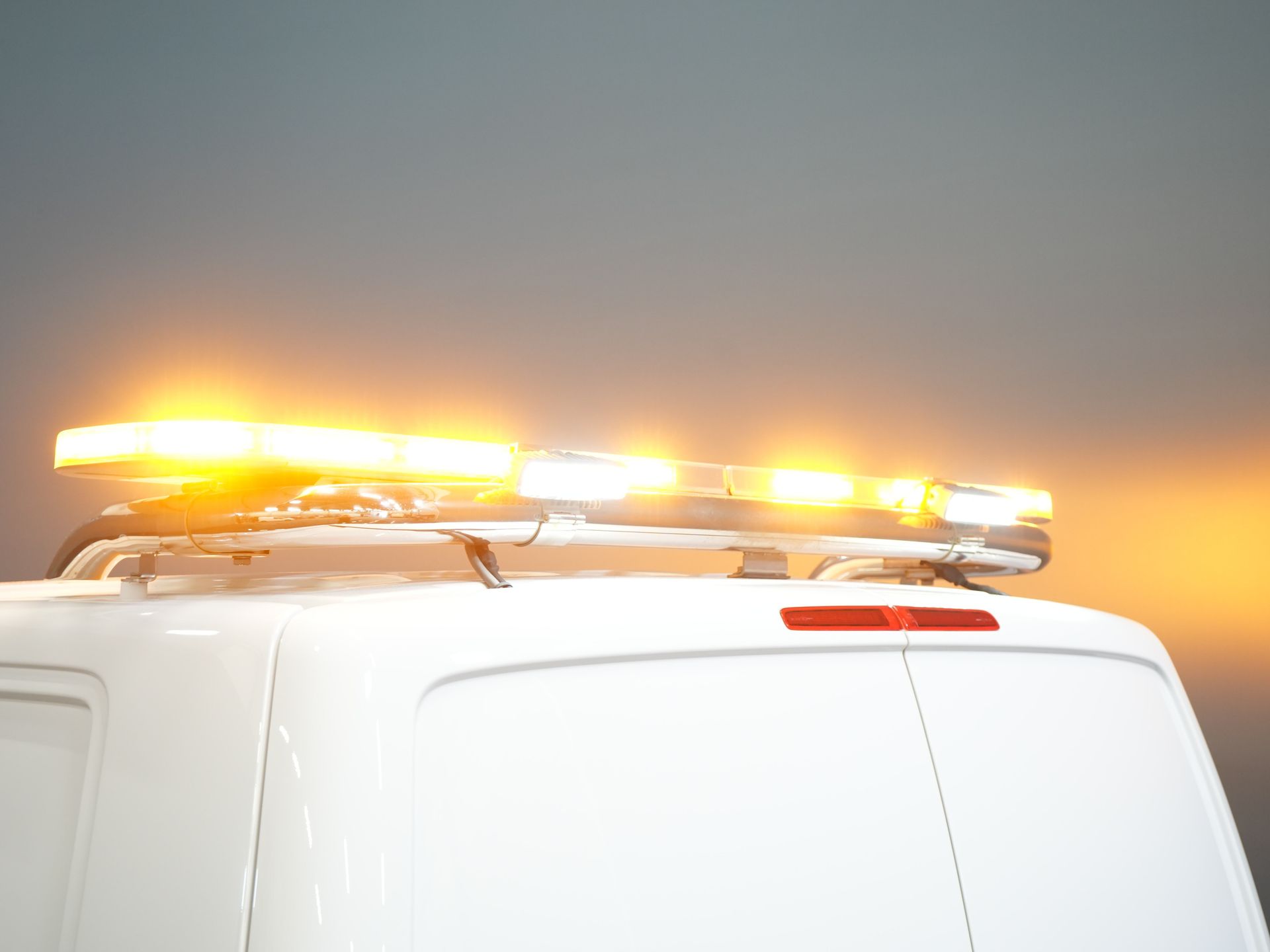 Volkswagen Transporter Bestelbus 2.0 TDI 150 pk DSG Aut. L2 BPM VRIJ! Adapt.Cruise/ LED/ 2x Schuifdeur/ Carplay/ Stoelverw./ Airco/ Navi/ PDC/ 17