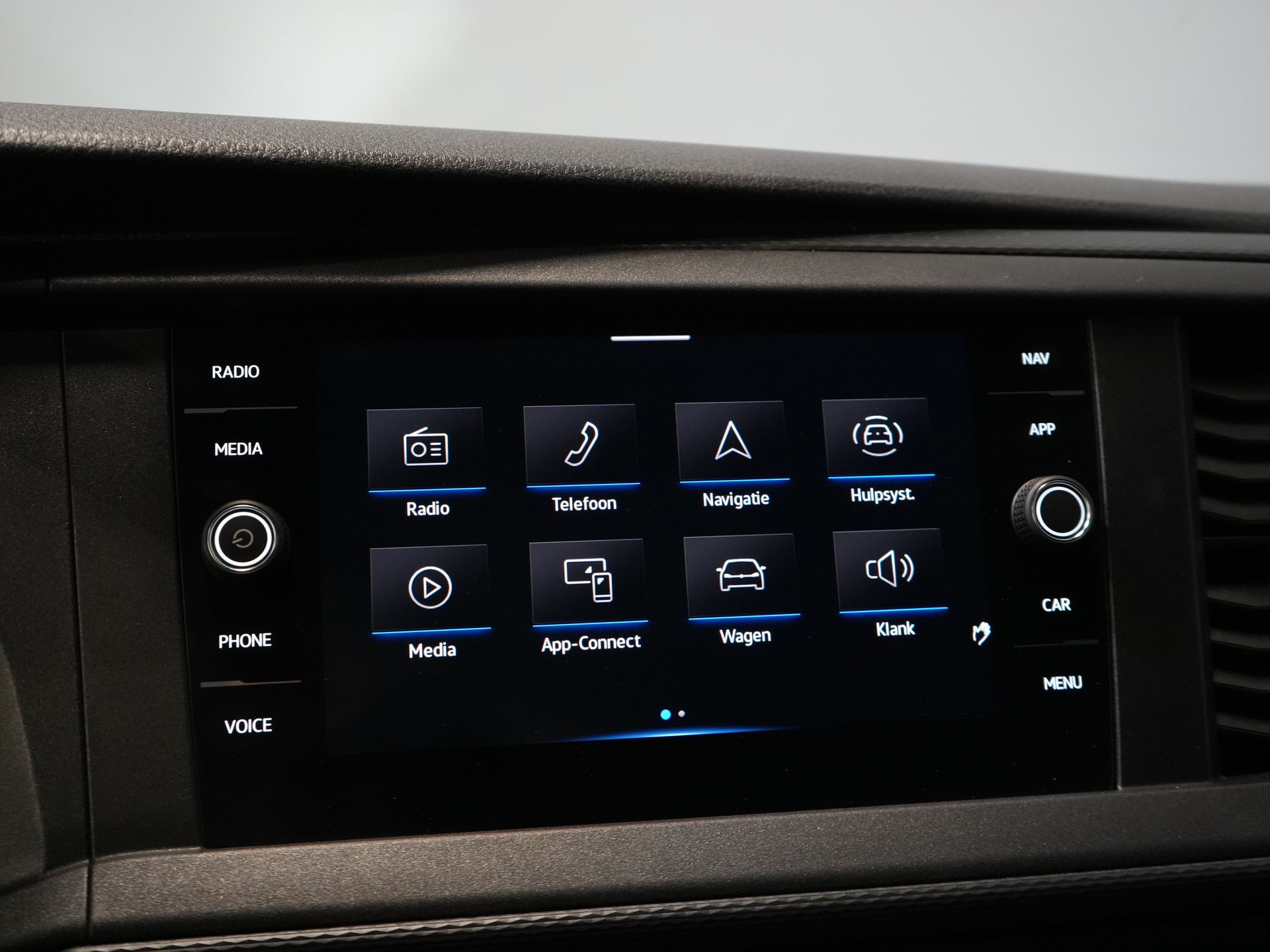 Volkswagen Transporter Bestelbus 2.0 TDI 150 pk DSG Aut. L2 BPM VRIJ! Adapt.Cruise/ LED/ 2x Schuifdeur/ Carplay/ Stoelverw./ Airco/ Navi/ PDC/ 17