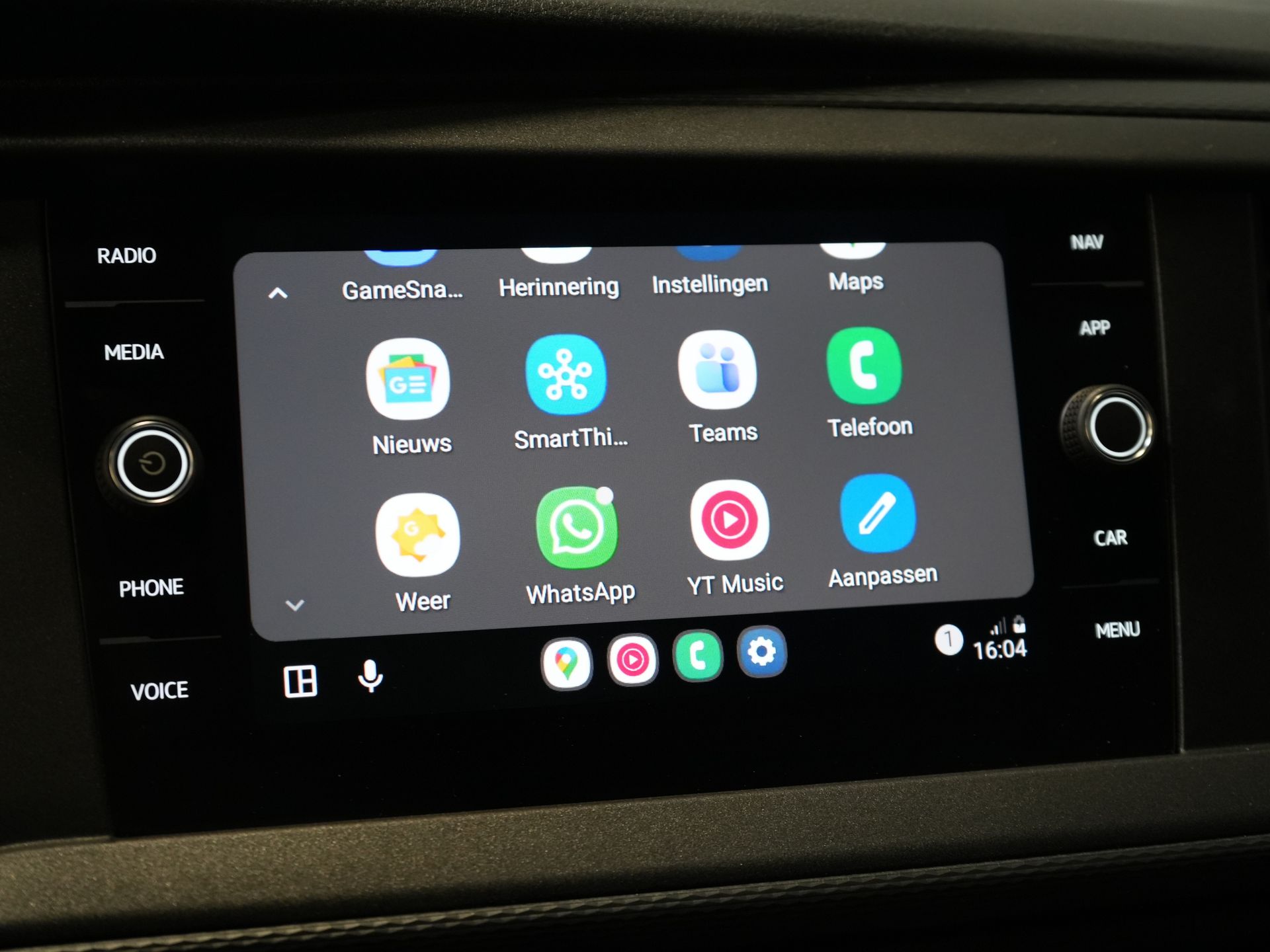 Volkswagen Transporter Bestelbus 2.0 TDI 150 pk DSG Aut. L2 BPM VRIJ! Adapt.Cruise/ LED/ 2x Schuifdeur/ Carplay/ Stoelverw./ Airco/ Navi/ PDC/ 17