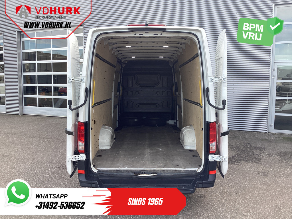Volkswagen Crafter Bestelbus 35 2.0 TDI 140 pk L5H3 BPM VRIJ! 2x Schuifdeuren/ 270 Gr.Deuren/ Carplay/ Camera/ Airco 3