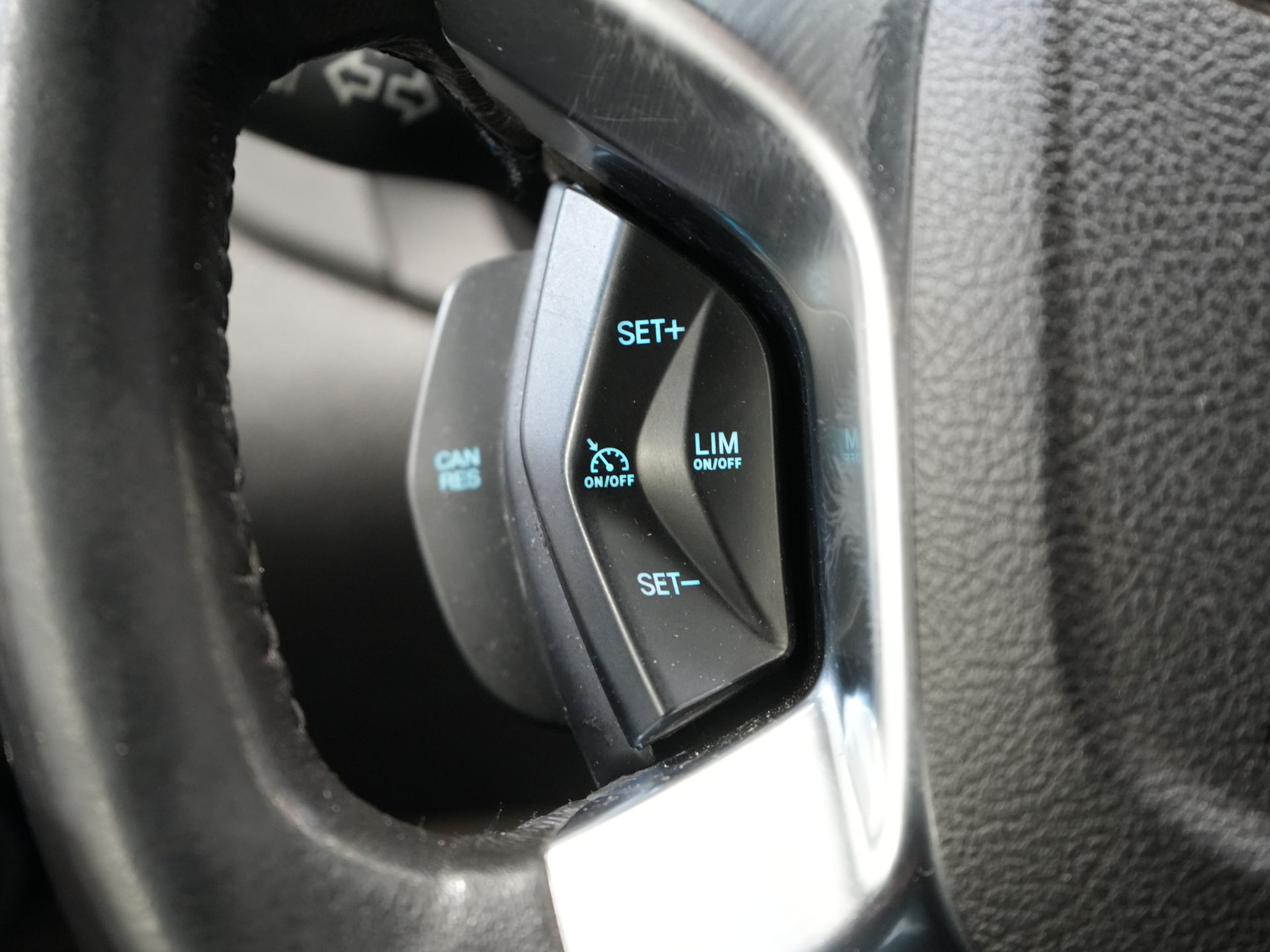 Ford Transit Custom Bestelbus 2.2 TDCI Trend Dubbel Cabine DC L2 BPM VRIJ! NL Auto/ Leder/ Stoelverw./ Camera/ PDC/ LMV/ Sidesteps 18