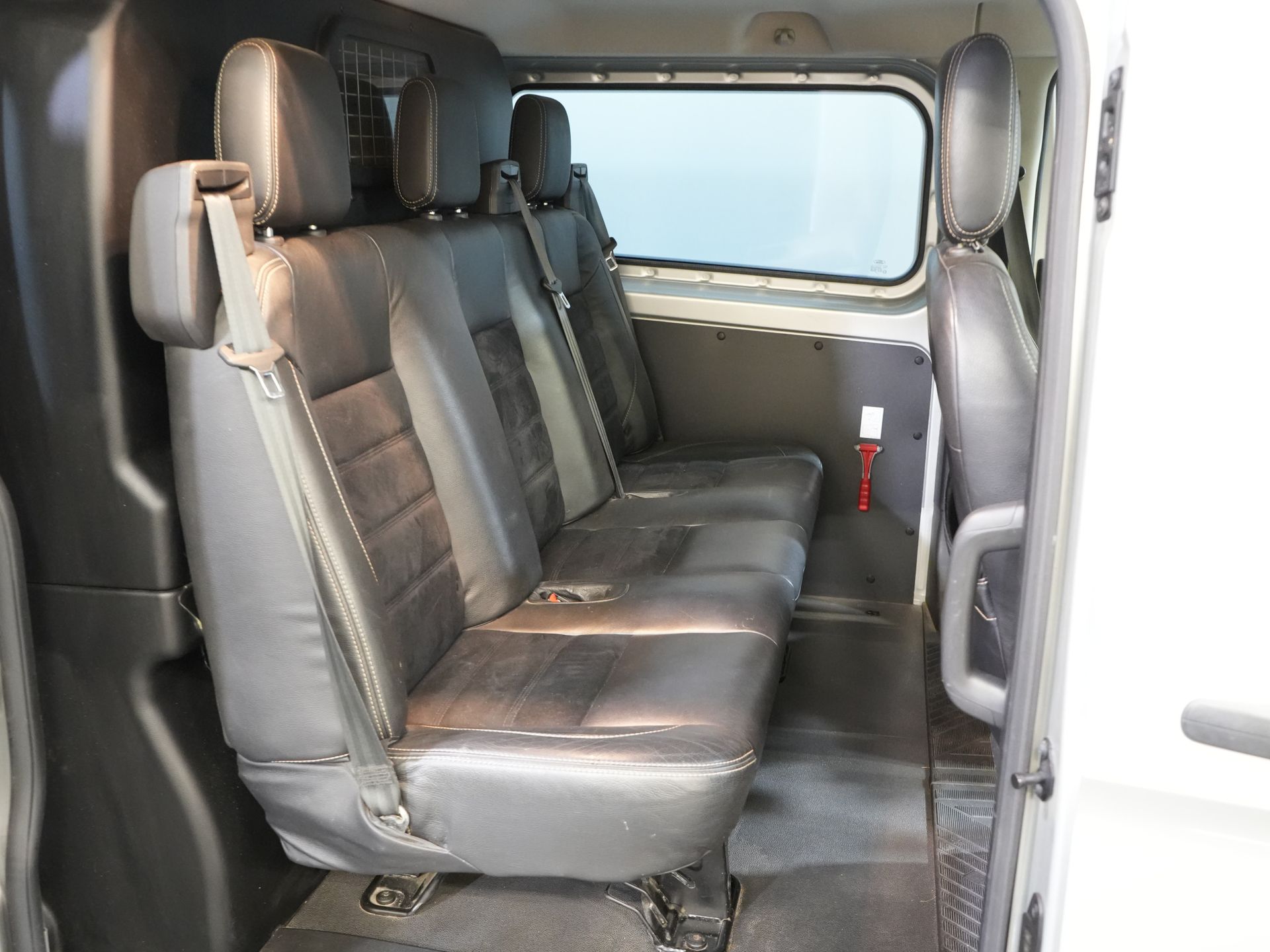 Ford Transit Custom Bestelbus 2.2 TDCI Trend Dubbel Cabine DC L2 BPM VRIJ! NL Auto/ Leder/ Stoelverw./ Camera/ PDC/ LMV/ Sidesteps 24