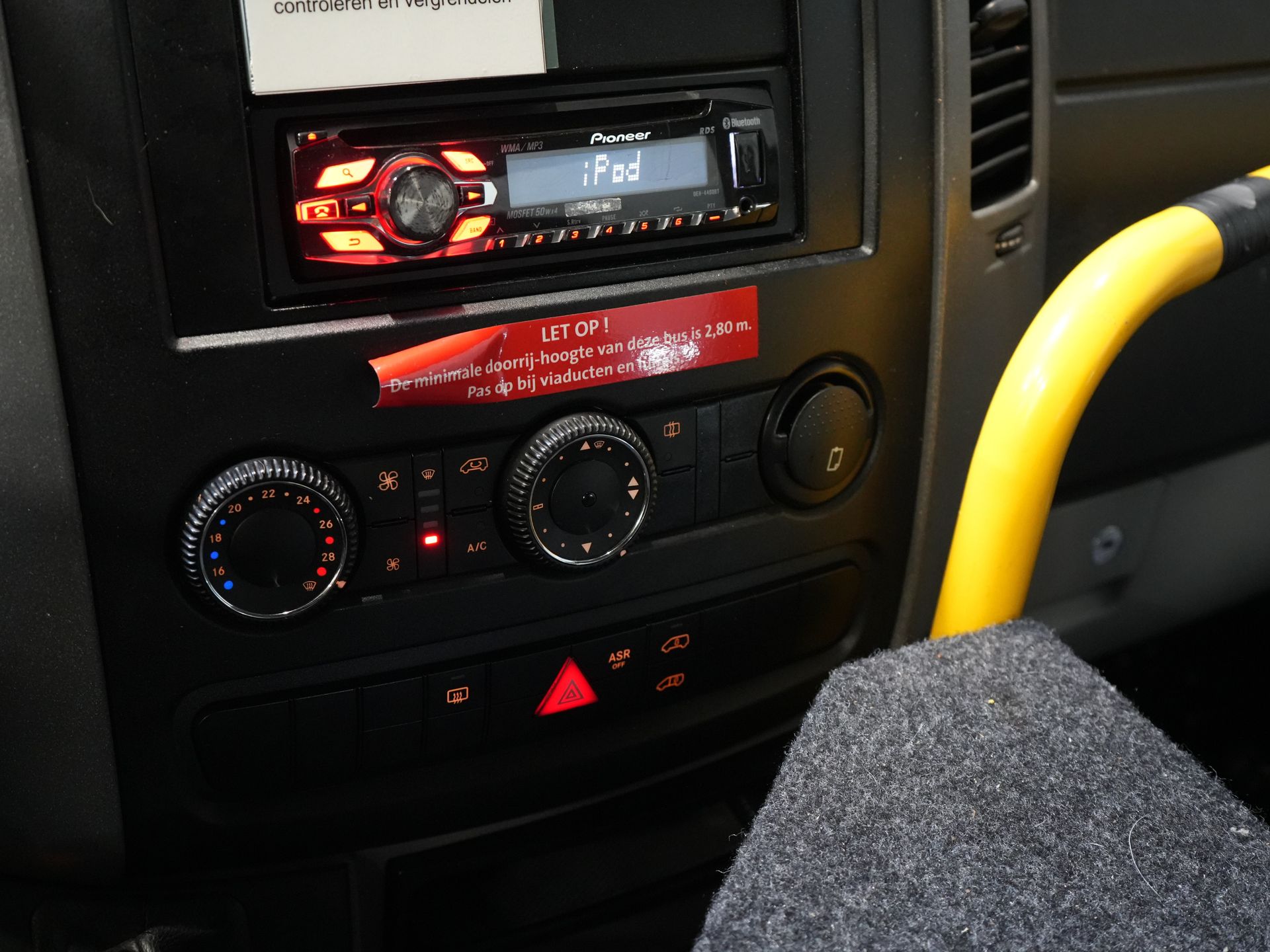 Mercedes-Benz Sprinter Personenvervoer 313 2.2 CDI Aut. L2H2 € 9.922 Incl. BTW EXPORT Combi/ 9 Persoons/ Kombi/ 9P/ Airco/ Rolstoellift/ Electr. deur/ APK 9-2026 19