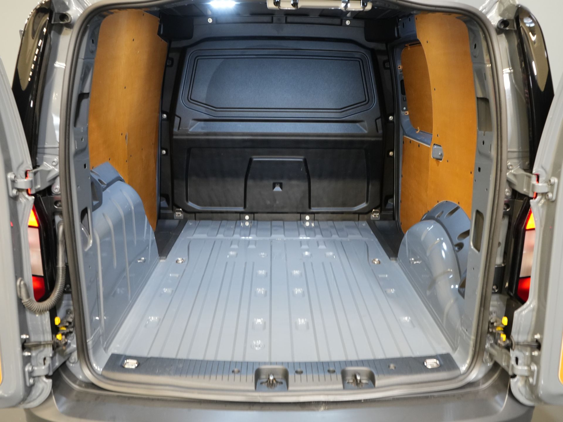 Volkswagen Caddy Cargo Bestelbus 2.0 TDI 125 pk DSG Aut. BPM VRIJ! NL Auto/ Camera/ Cruise/ PDC/ Airco/ Trekhaak 14