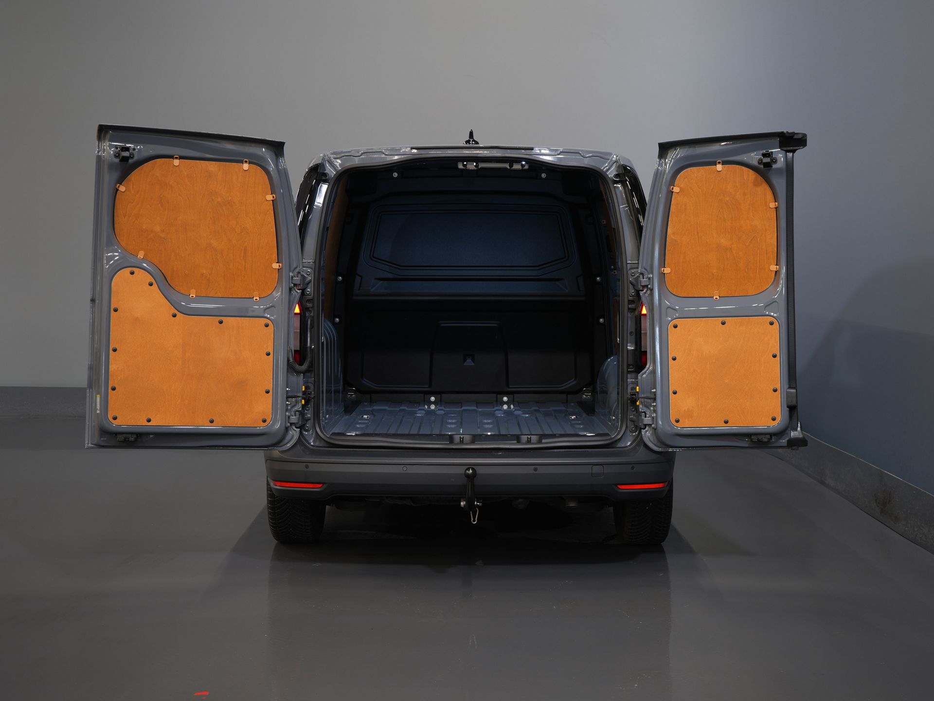 Volkswagen Caddy Cargo Bestelbus 2.0 TDI 125 pk DSG Aut. BPM VRIJ! NL Auto/ Camera/ Cruise/ PDC/ Airco/ Trekhaak 4