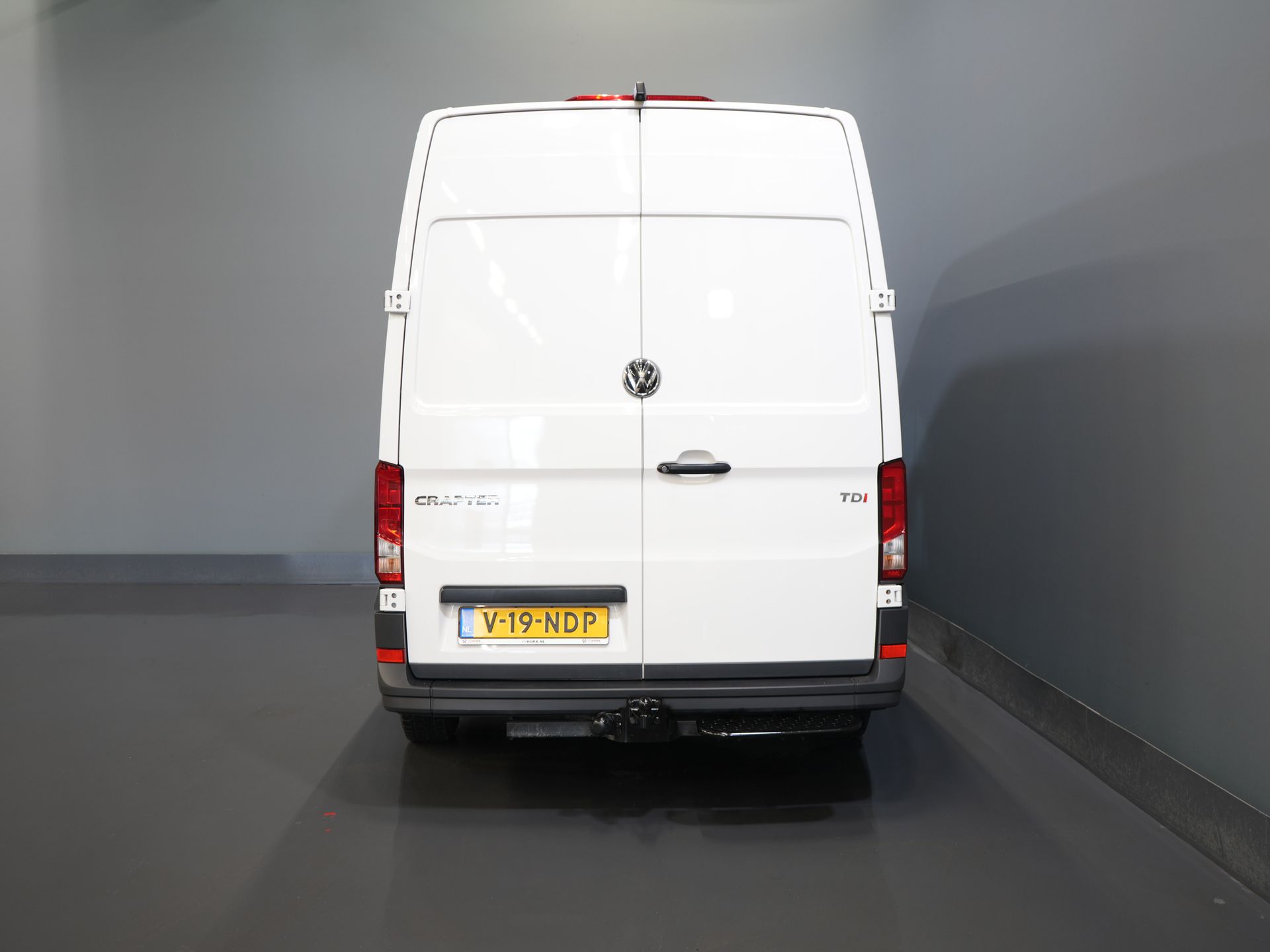Volkswagen Crafter Bestelbus 35 2.0 TDI 140 pk DSG Aut. L3H3 BPM VRIJ! Carplay/ Camera/ Cruise/ Trekhaak/ Betimmerd/ Airco 5