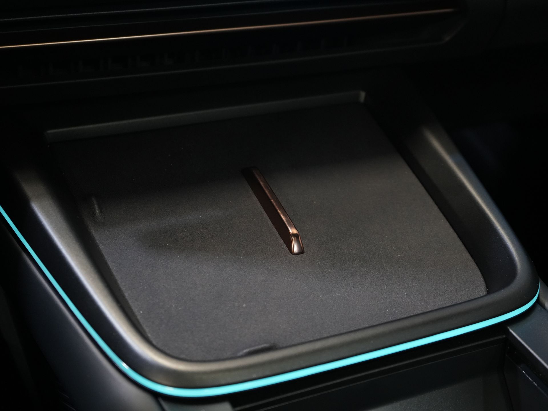 Lynk & Co 08 SUV 1.5 More PHEV 200km Elek./ Harman&Kardon/ Pano/ Stoelmassage & koeling/ Elek.Klep/ Adapt.Cruise 22