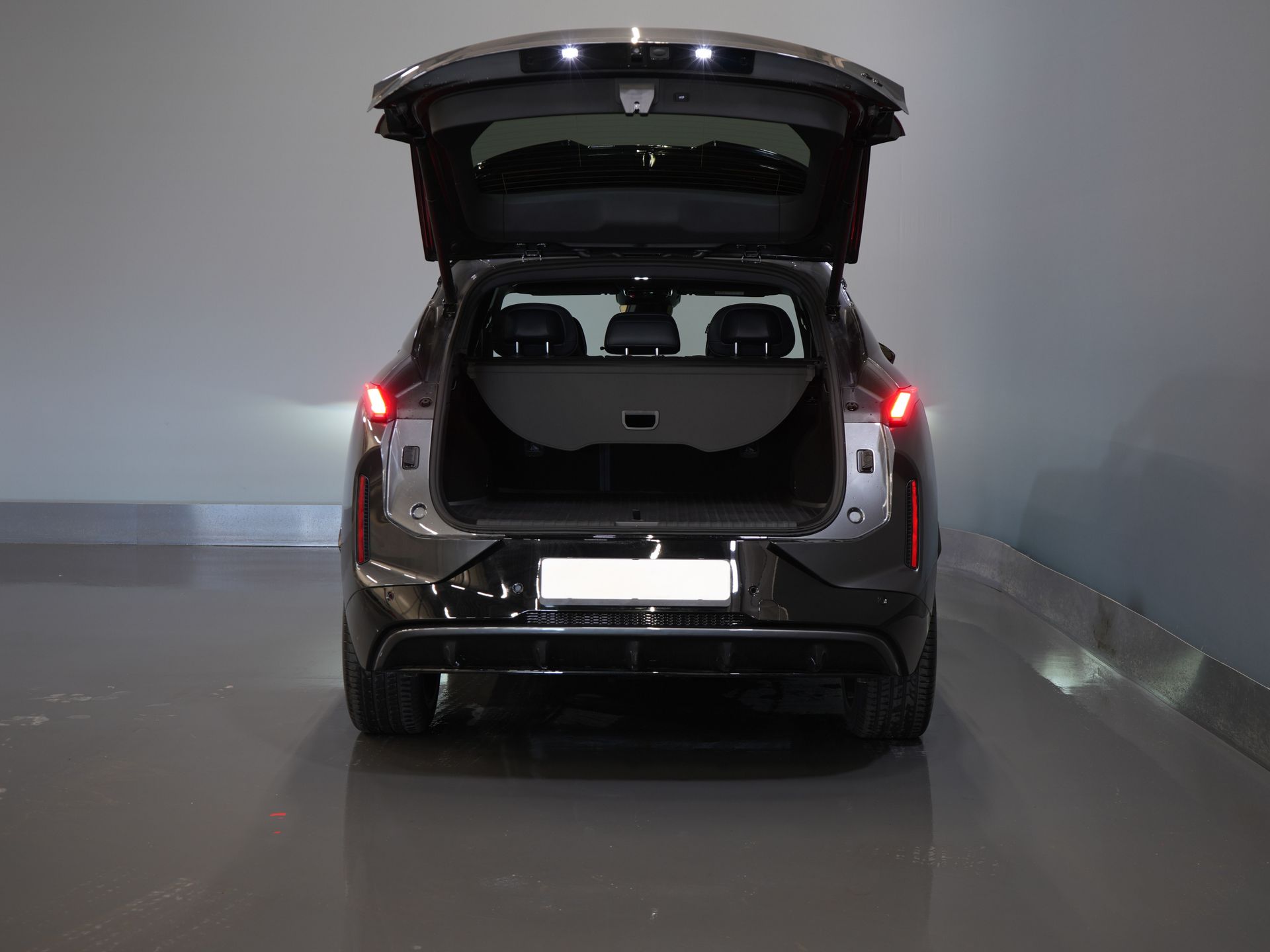 Lynk & Co 08 SUV 1.5 More PHEV 200km Elek./ Harman&Kardon/ Pano/ Stoelmassage & koeling/ Elek.Klep/ Adapt.Cruise 4