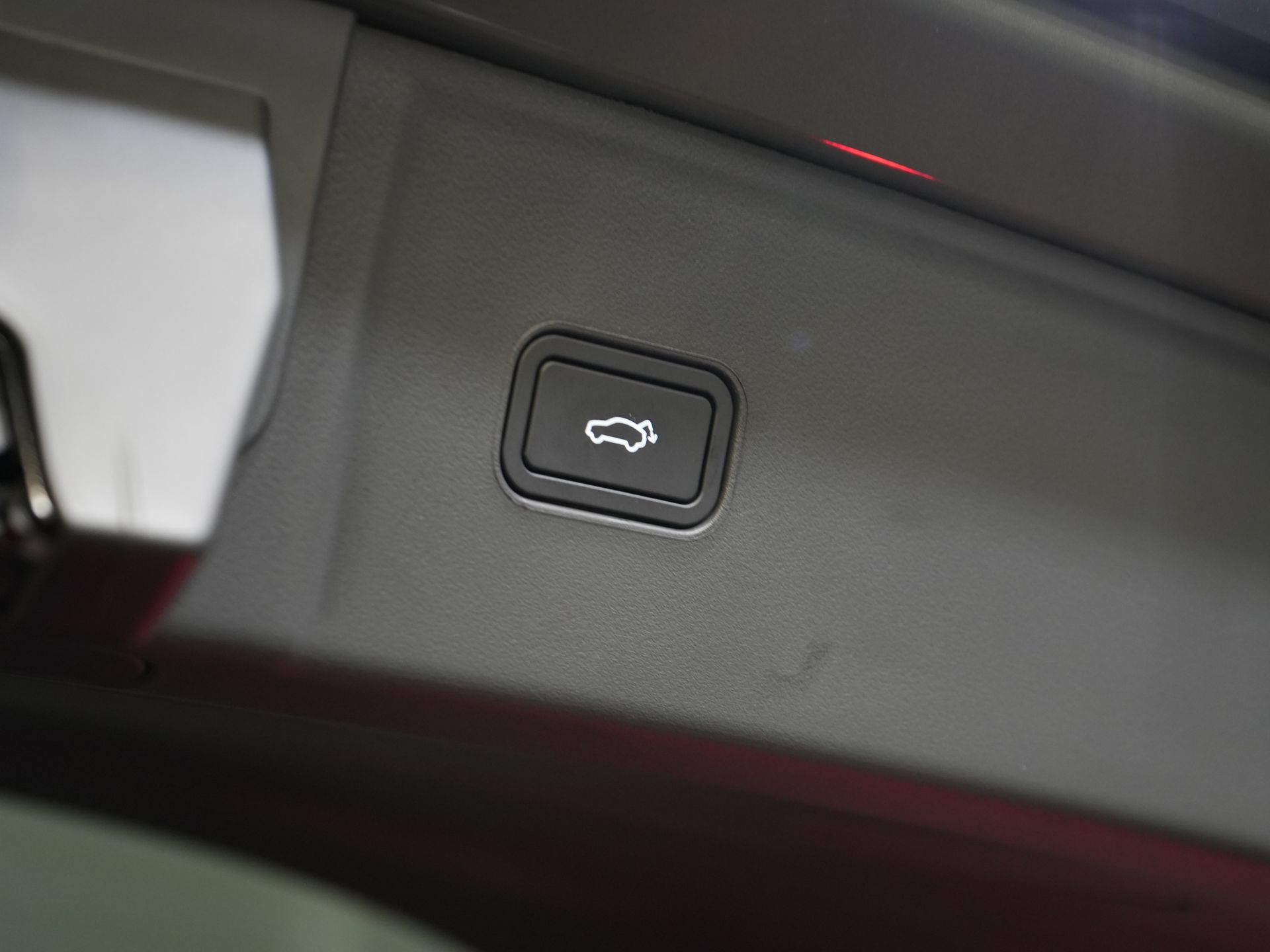 Lynk & Co 08 SUV 1.5 More PHEV 200km Elek./ Harman&Kardon/ Pano/ Stoelmassage & koeling/ Elek.Klep/ Adapt.Cruise 15