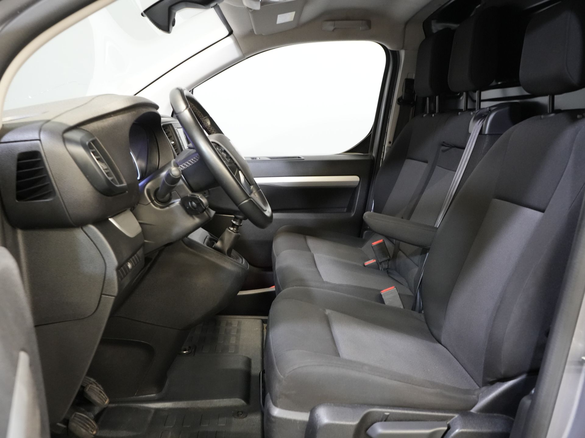 Fiat Scudo Bestelbus 2.0 MJ 145 pk L3 BPM VRIJ! Adapt.Cruise/ Climate/ Keyless/ Carplay/ Camera/ PDC 11