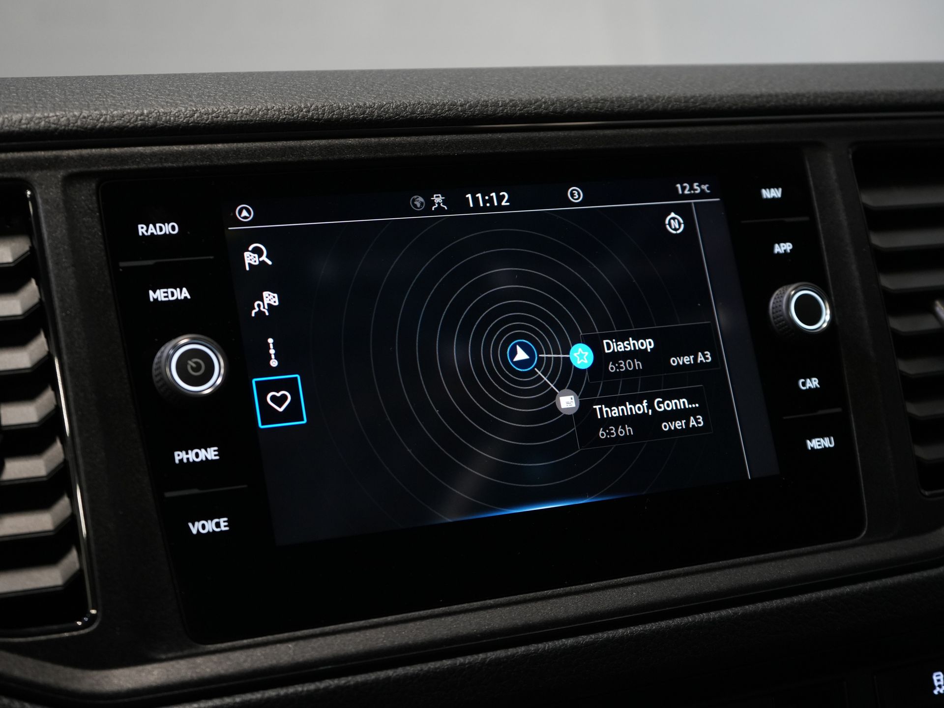 Volkswagen Crafter Bakwagen 35 2.0 TDI 180 pk DSG Aut. BPM VRIJ! 350x208x210 Laadklep/ Spoiler/ Navi/ Carplay/ Camera/ Airco 22