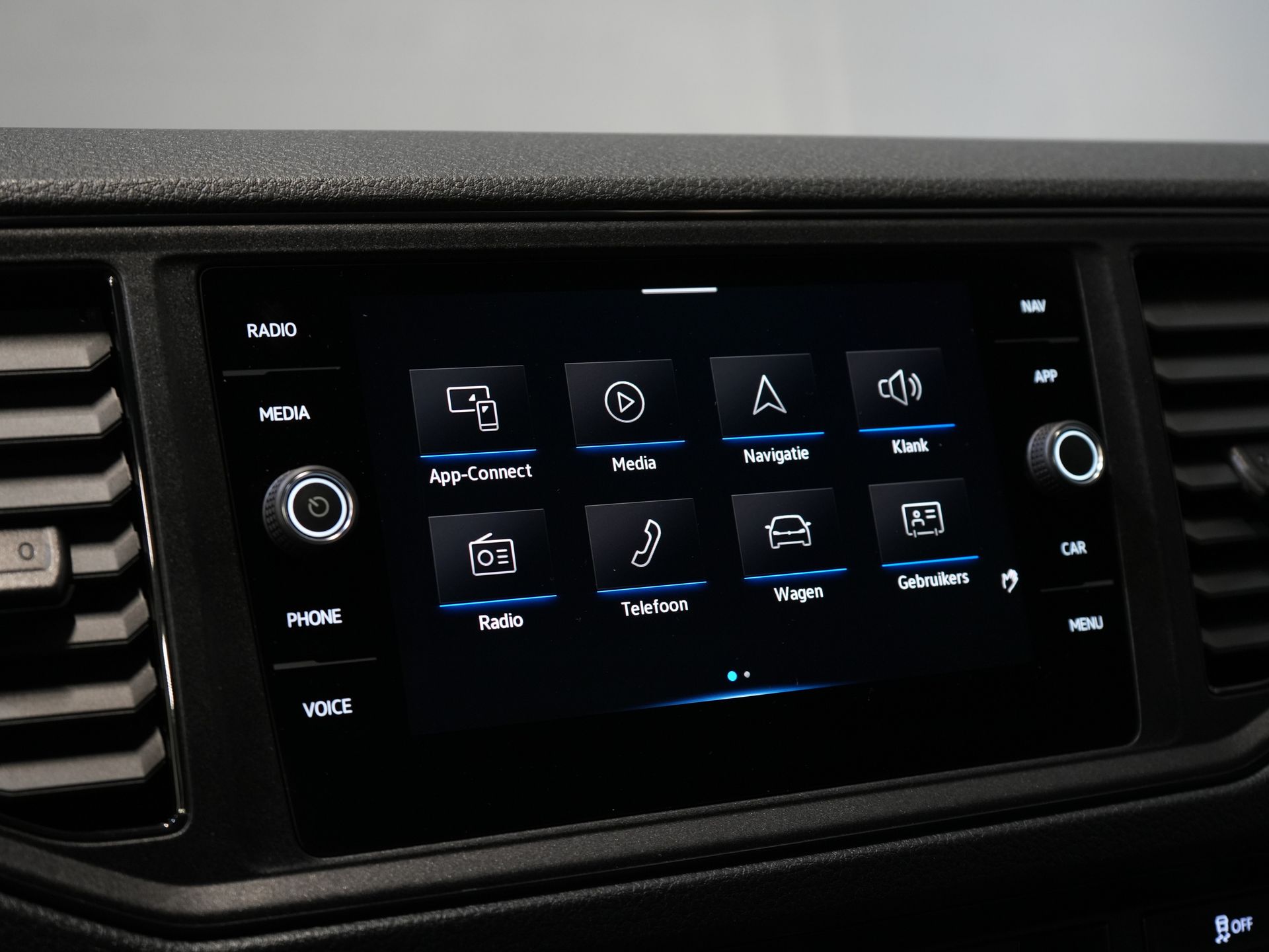 Volkswagen Crafter Bakwagen 35 2.0 TDI 180 pk DSG Aut. BPM VRIJ! 350x208x210 Laadklep/ Spoiler/ Navi/ Carplay/ Camera/ Airco 23