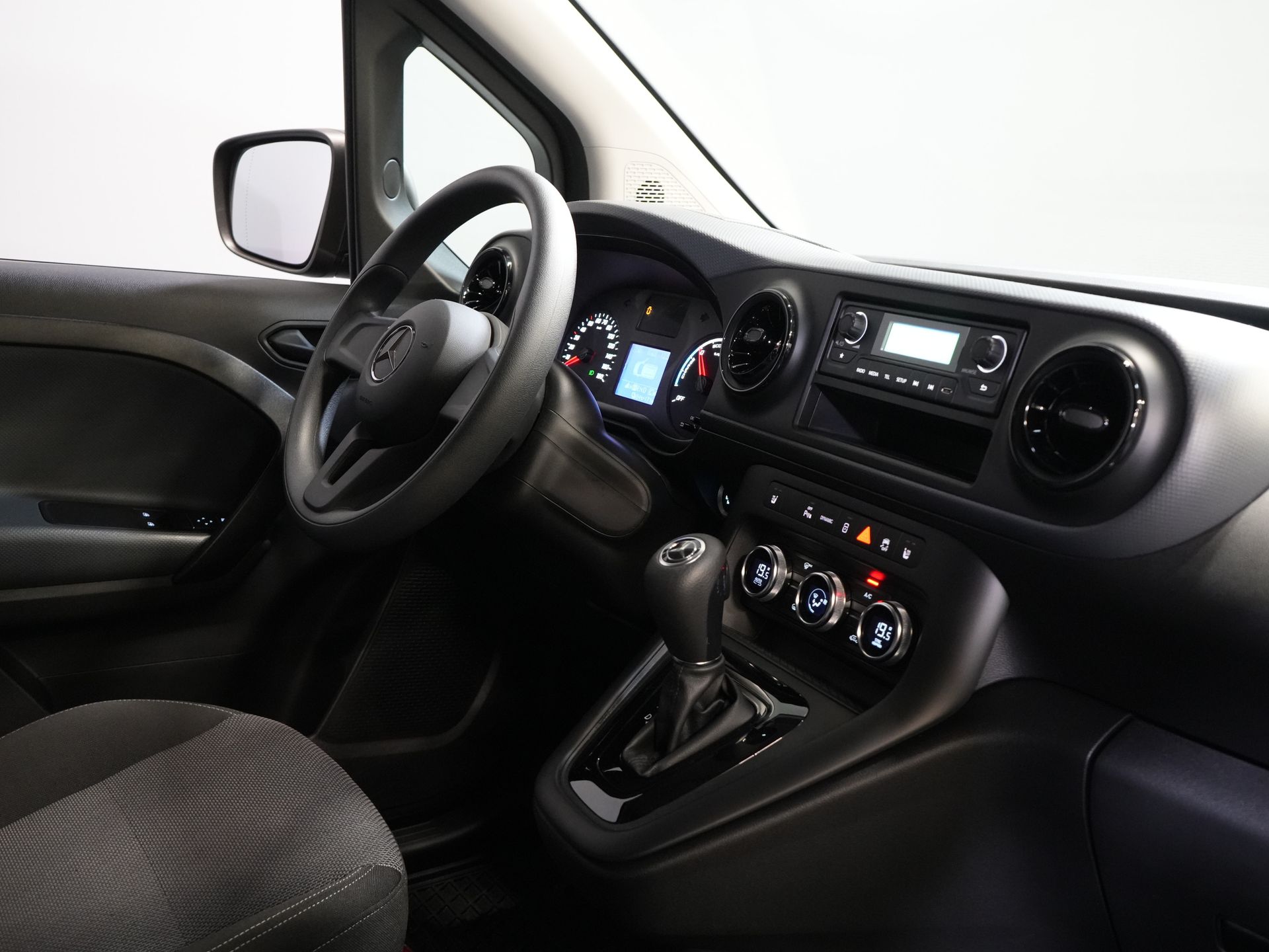 Mercedes-Benz eCitan Bestelbus 51 kWh 284 km WLTP LED/ Climate/ Stoelverw./ Camera/ PDC/ DAB 2